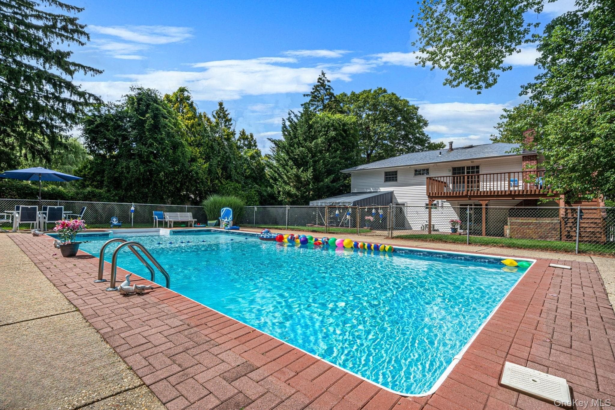 212 Cedrus Avenue thumbnail 29