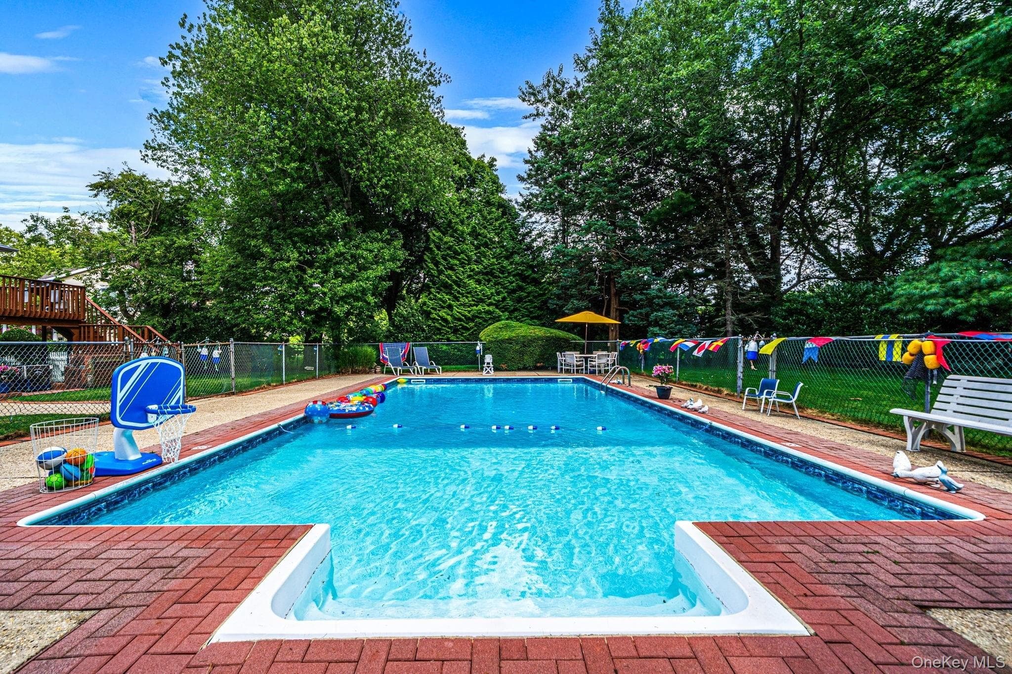 212 Cedrus Avenue thumbnail 26