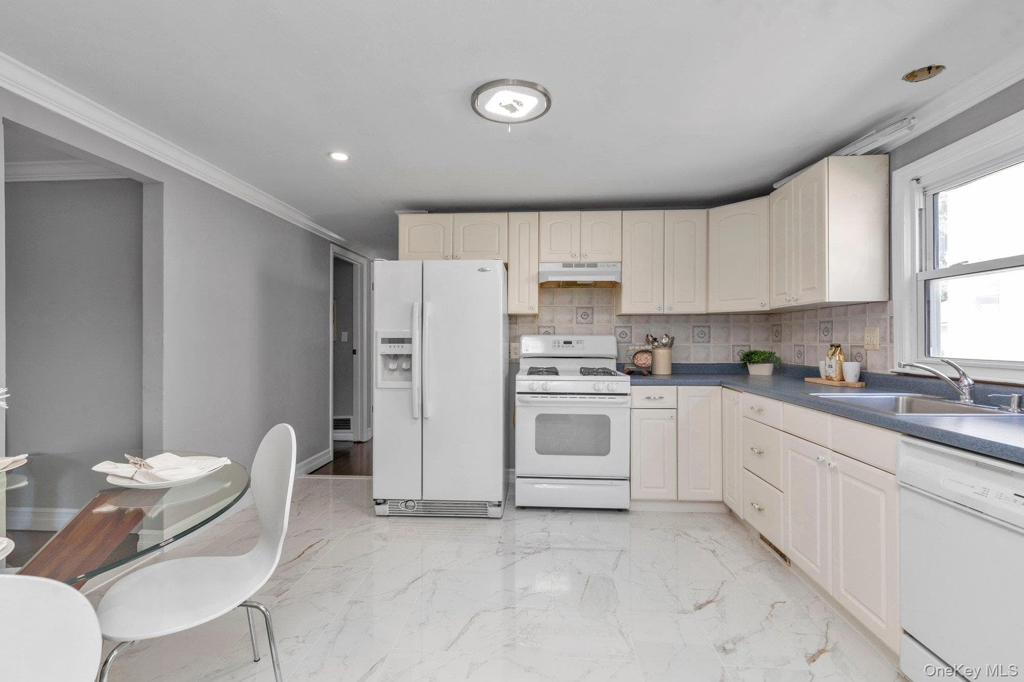 520 Kirkman Avenue thumbnail 16
