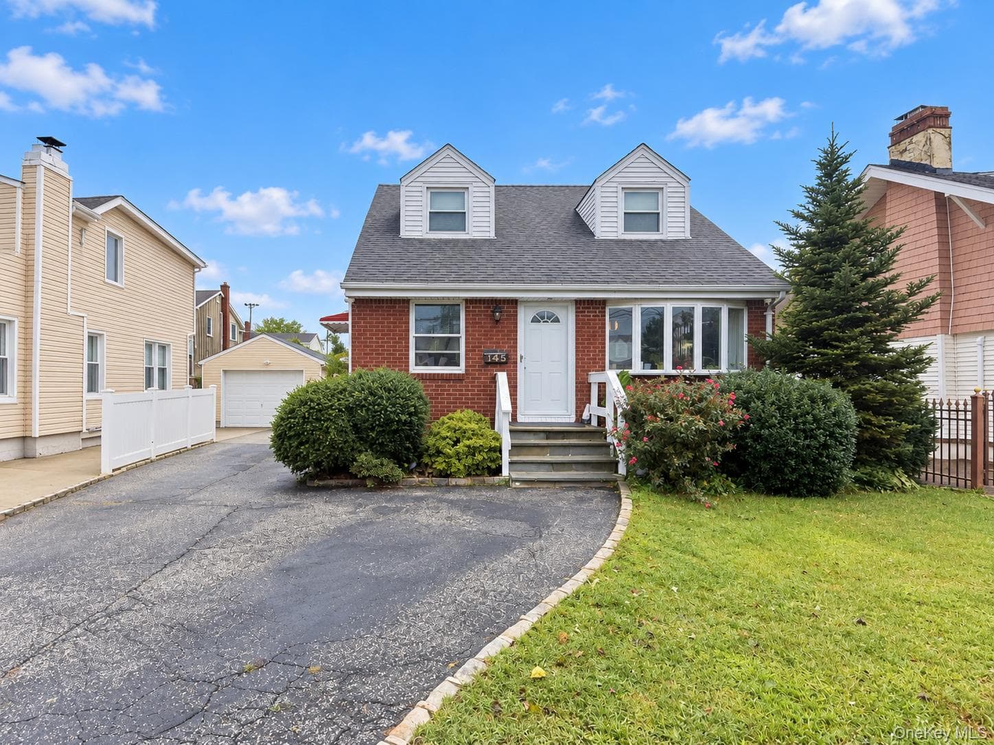 145 Westbury Avenue thumbnail 2
