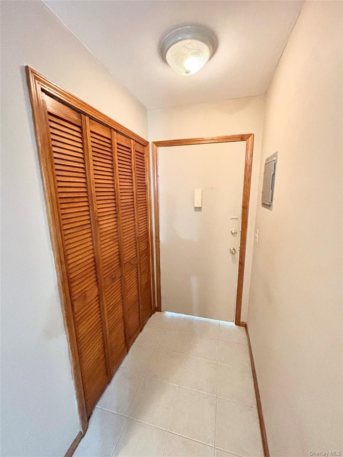 1001 Cherry Hill Drive Unit: 1001 thumbnail 3
