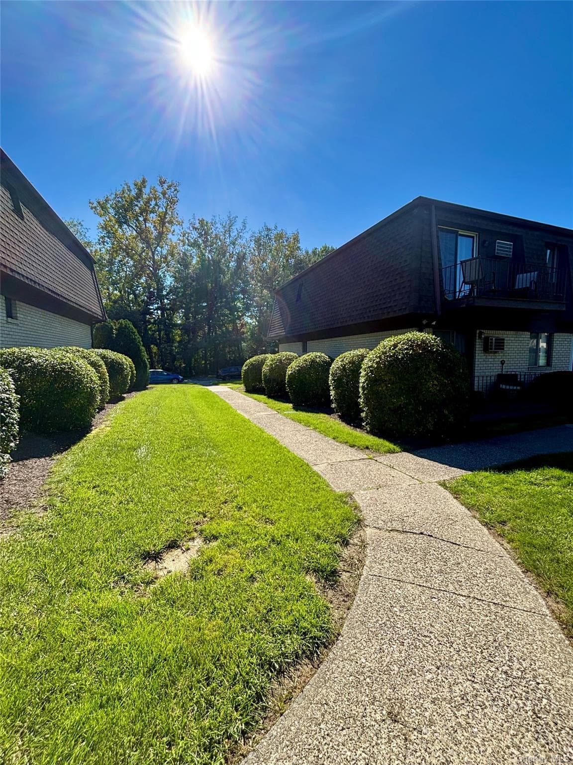 1001 Cherry Hill Drive Unit: 1001 thumbnail 2