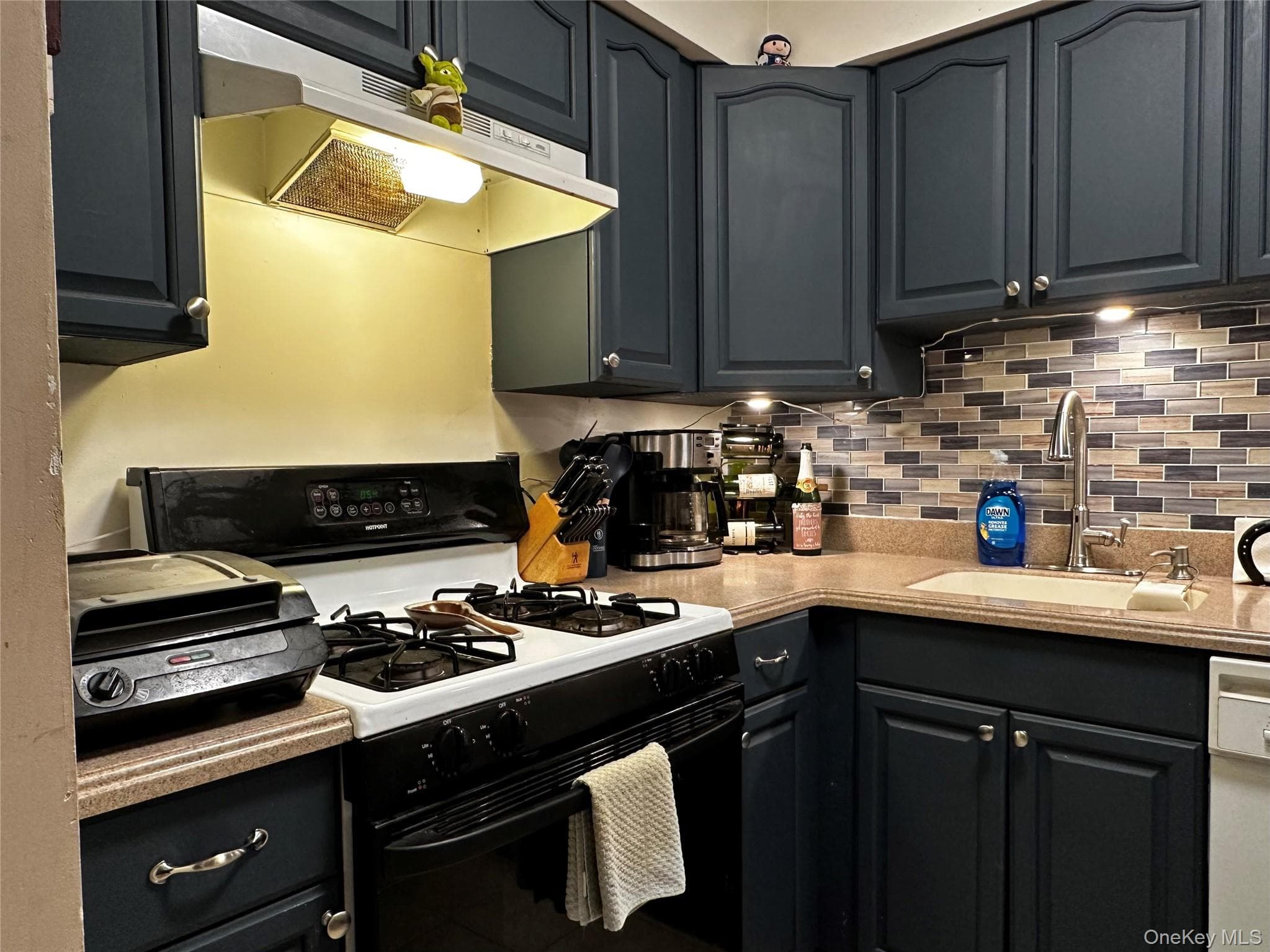106 Bailey CT Unit: 106 thumbnail 4
