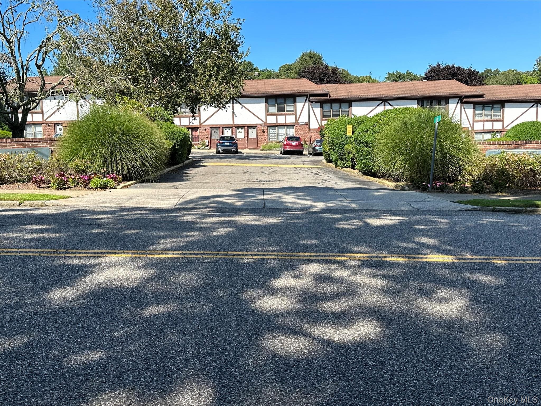 106 Bailey CT Unit: 106 thumbnail 2