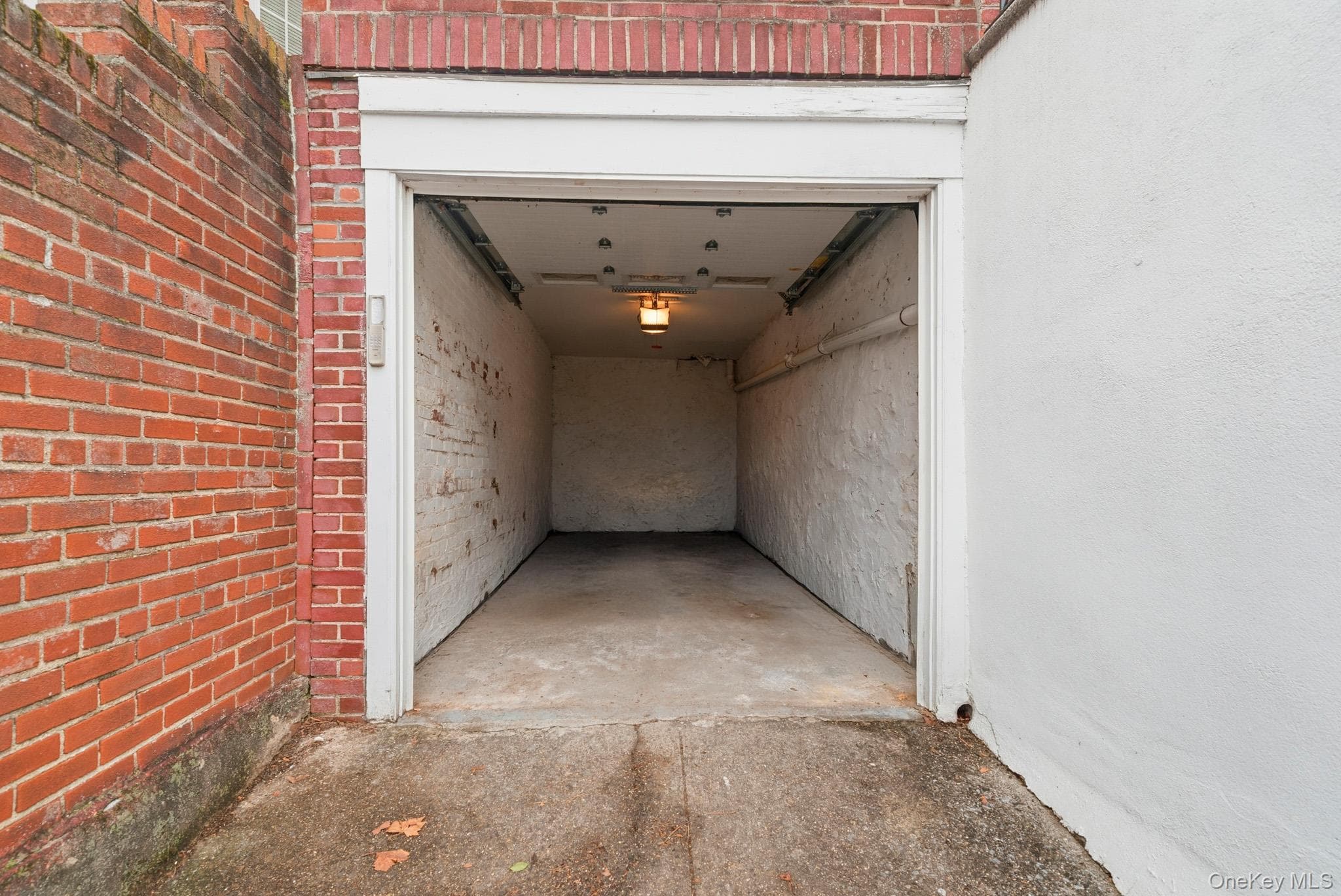 5461 Sylvan Avenue thumbnail 21