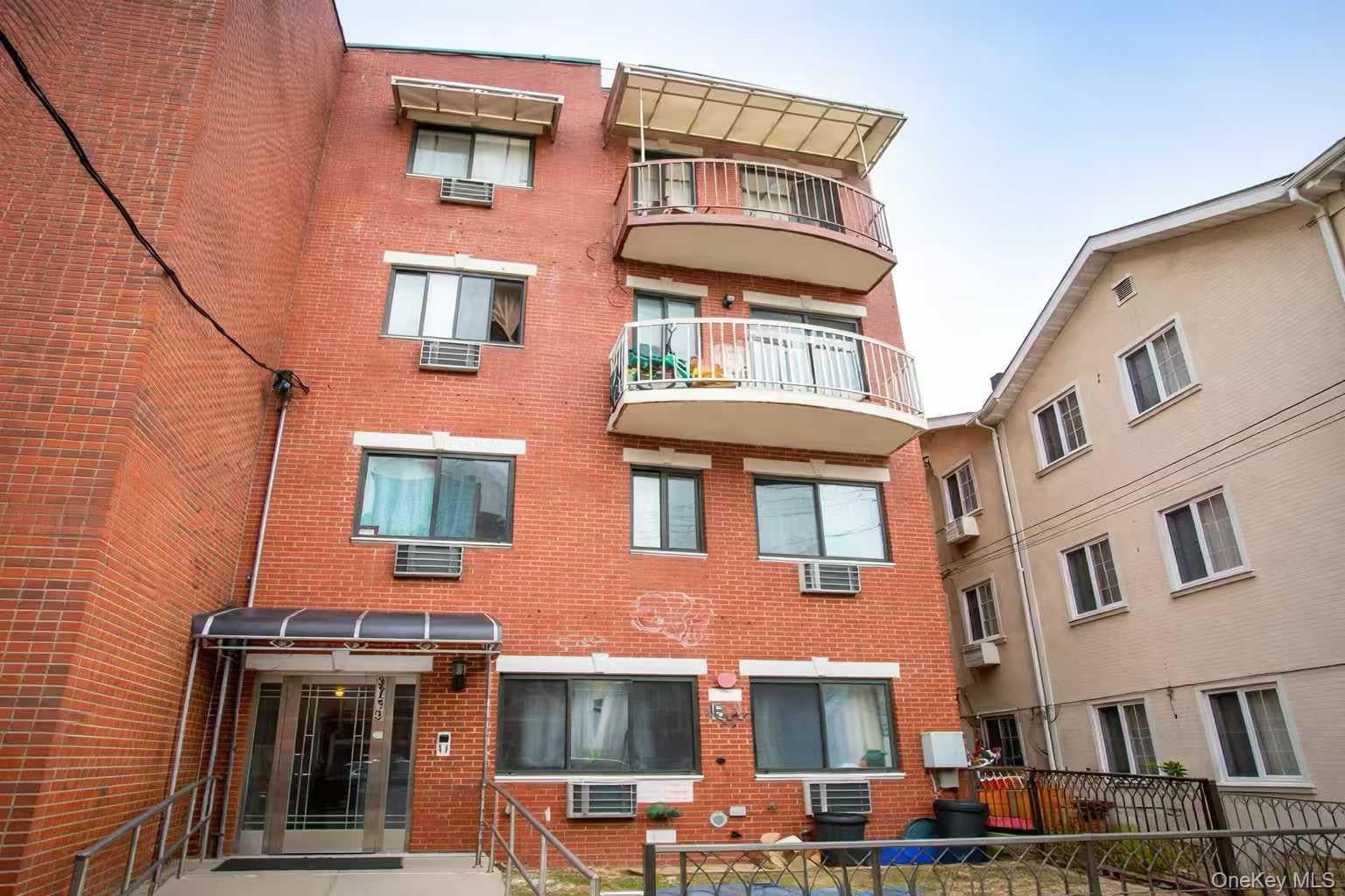 3733 107th Street Unit: 4A, Corona
