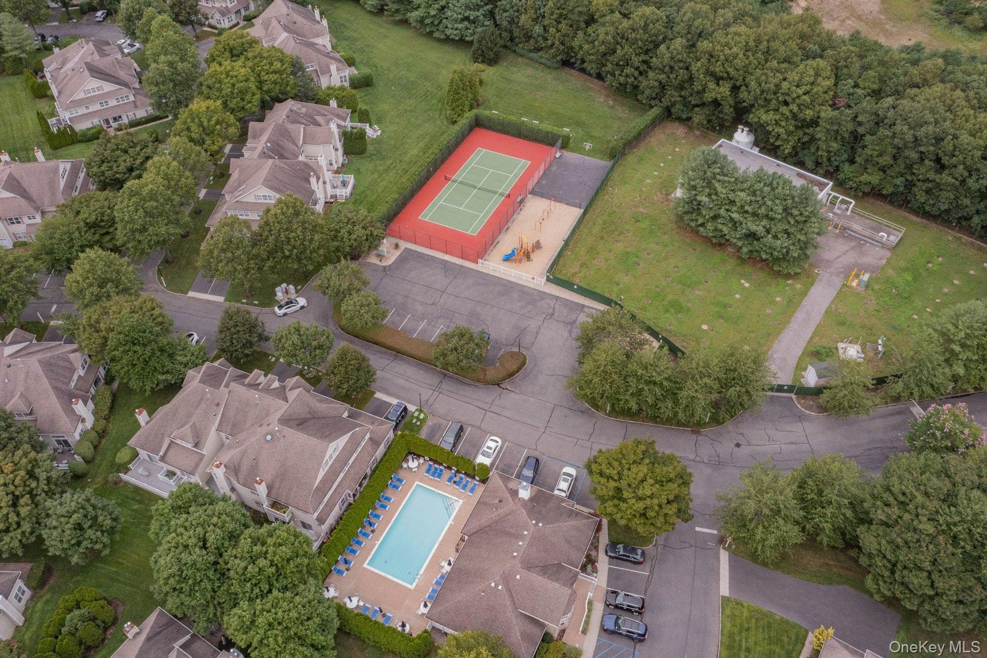 107 Deer Valley Drive thumbnail 49