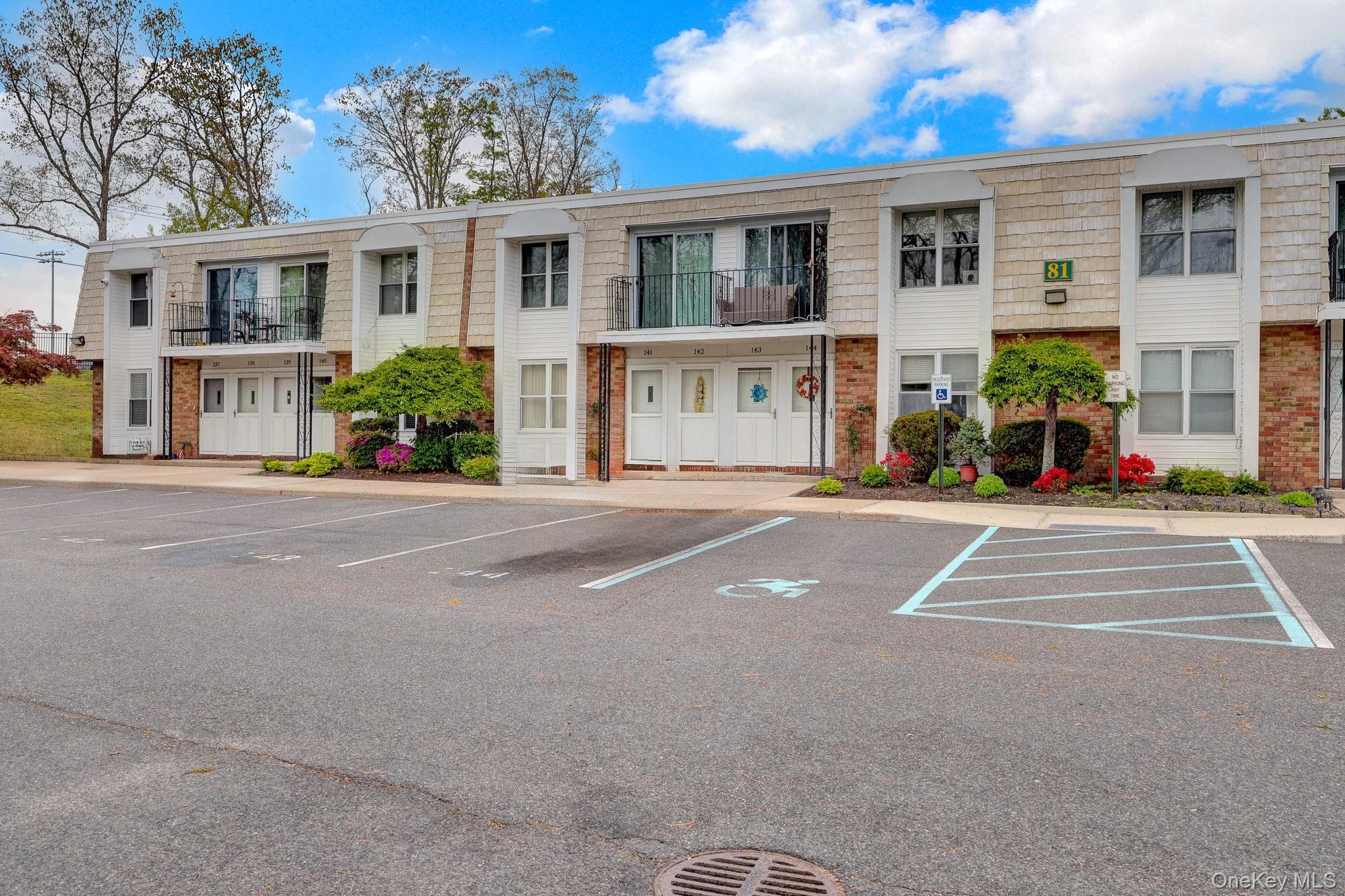 81 Rocky Point Yaphank Road Unit: 144 thumbnail 4