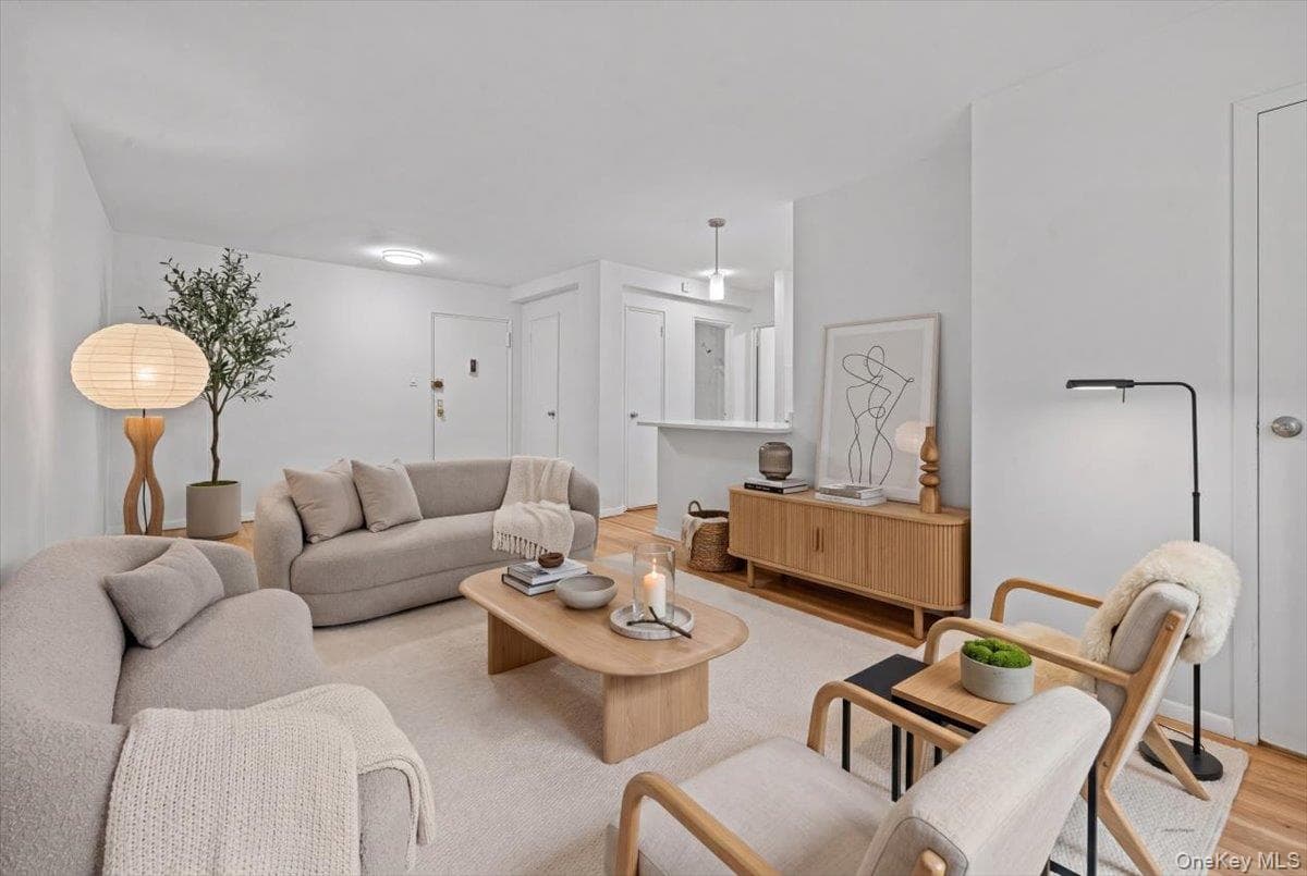 5425 Valles Avenue Unit: 4M thumbnail 6