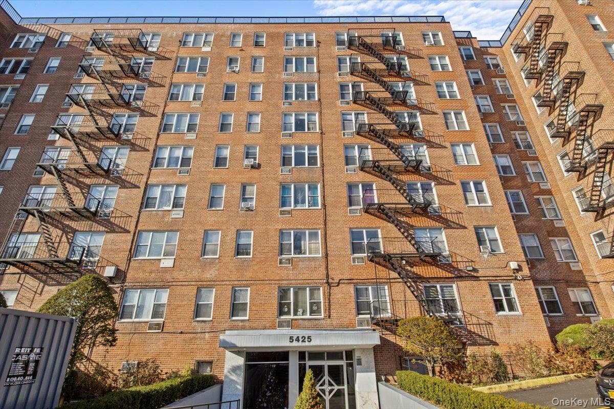 5425 Valles Avenue Unit: 4M thumbnail 2