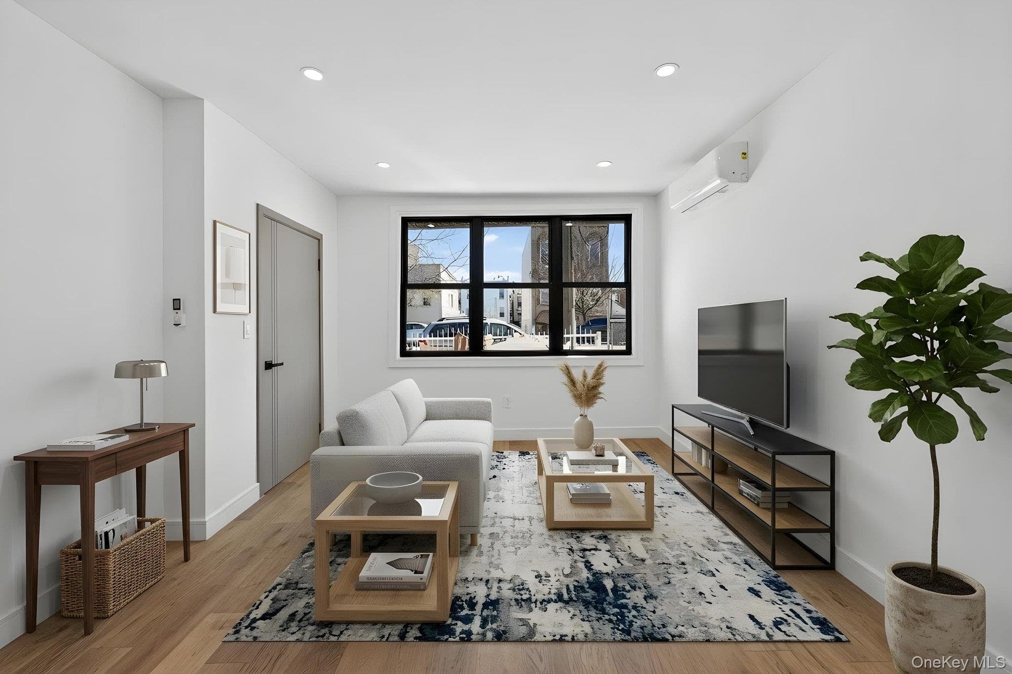 52 28th Avenue thumbnail 2