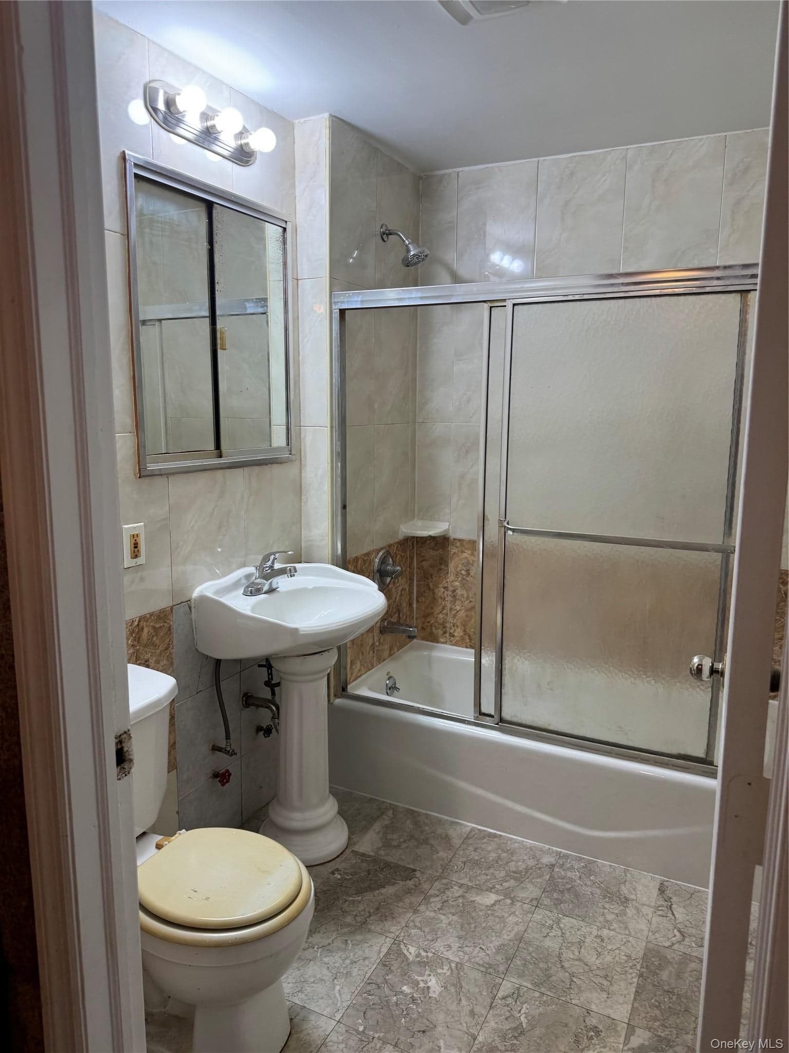 13237 Pople Avenue Unit: 1A thumbnail 2
