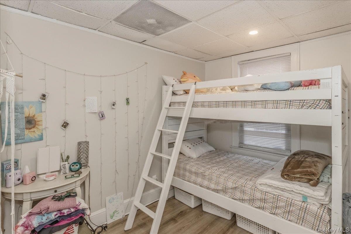 4213 Merrick Road thumbnail 23