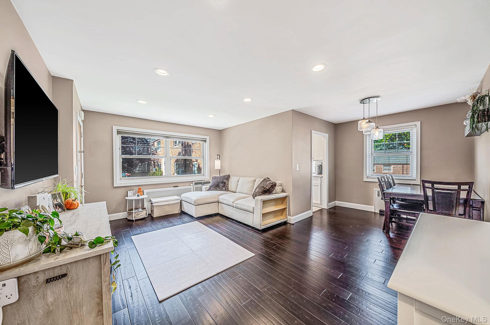 57-23 Marathon Parkway Unit: 1st Fl thumbnail 8