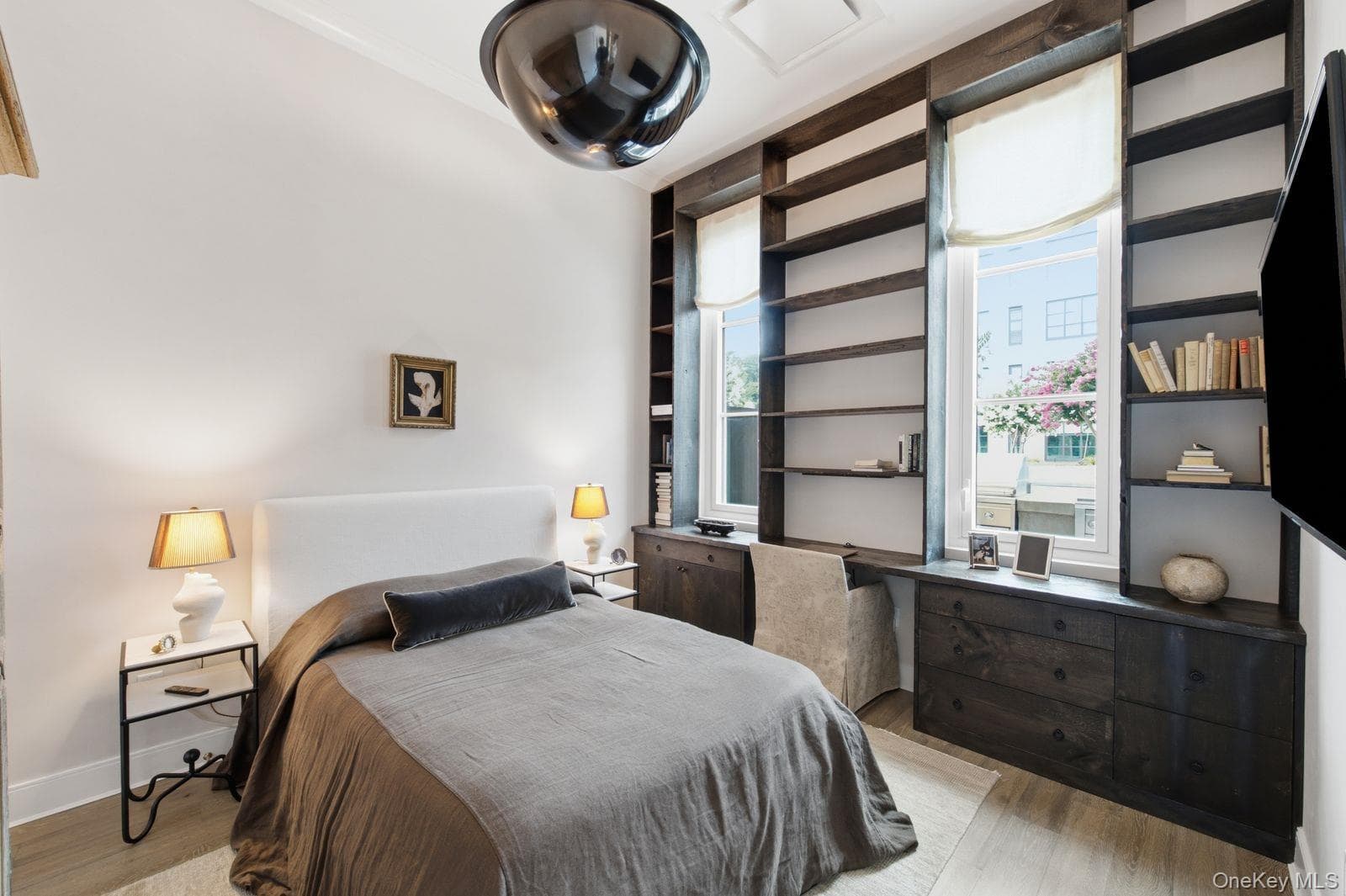 100 Garvies Point Road Unit: 1007 thumbnail 11