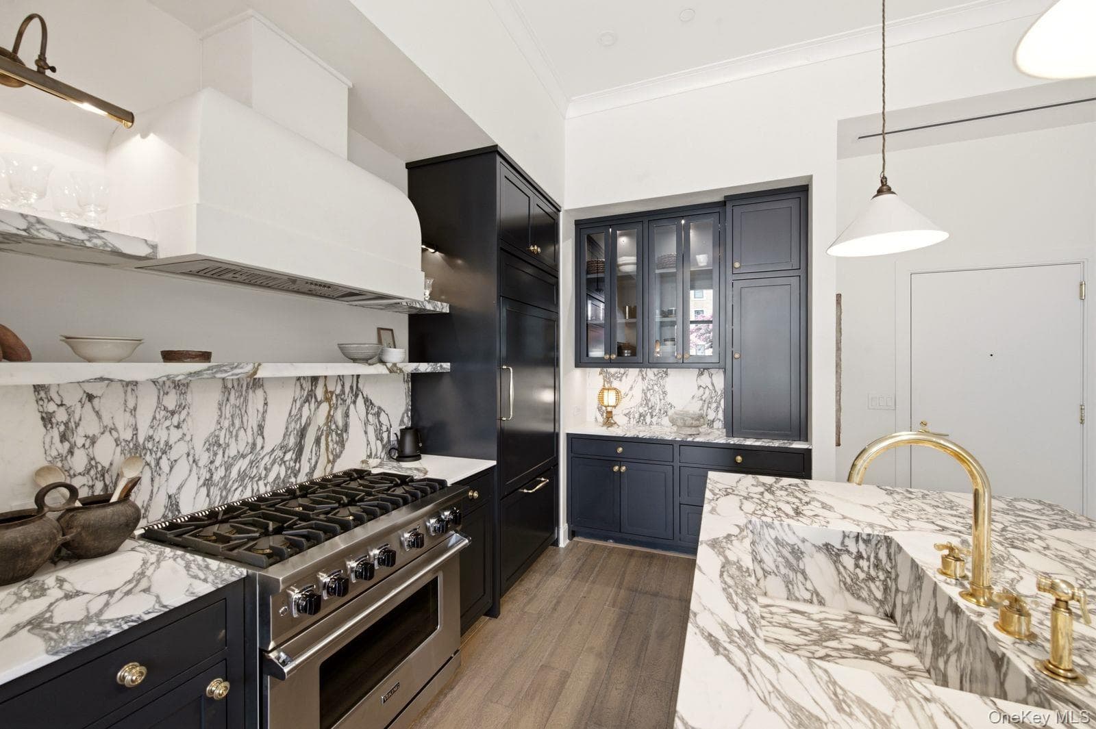 100 Garvies Point Road Unit: 1007 thumbnail 3