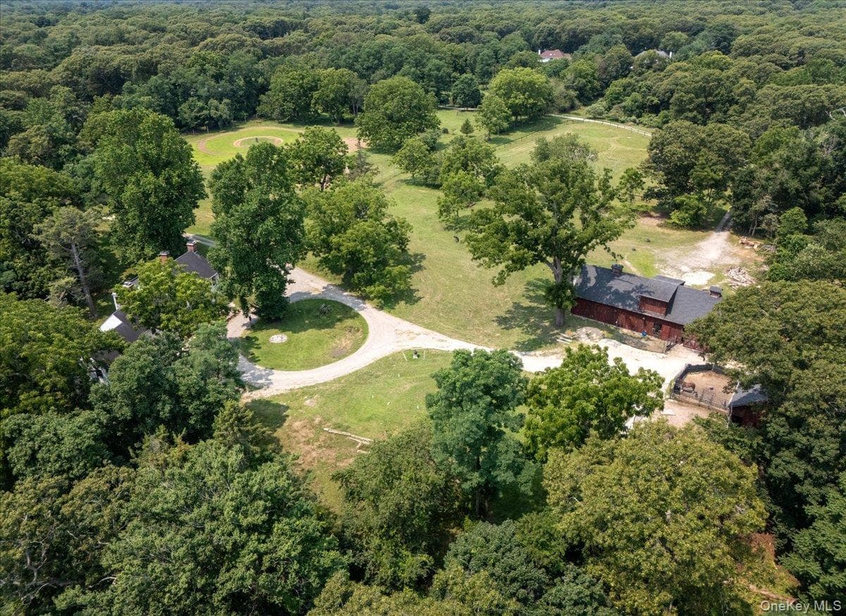 38 Landing Meadow Road thumbnail 35