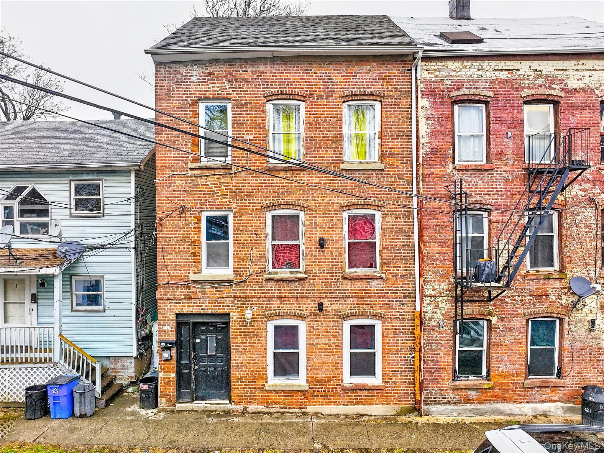 112 W Parmenter Street, Newburgh