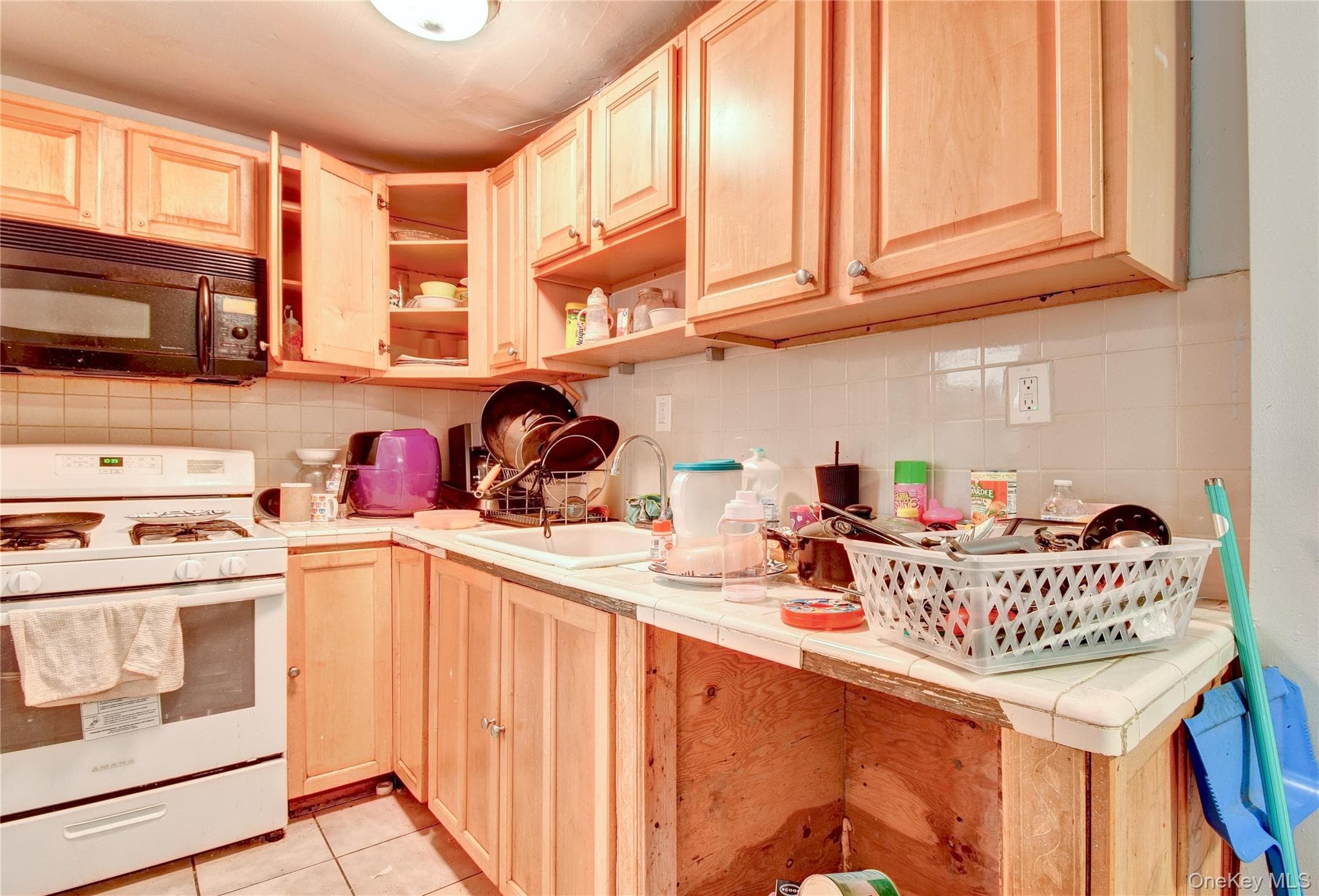 112 W Parmenter Street thumbnail 5