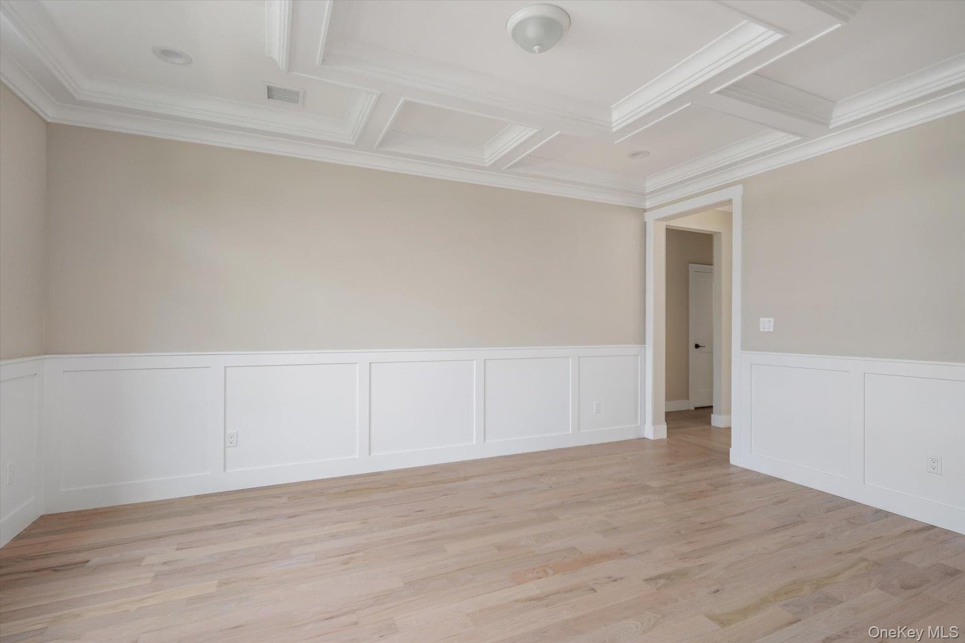 3380 Silverton Avenue thumbnail 3