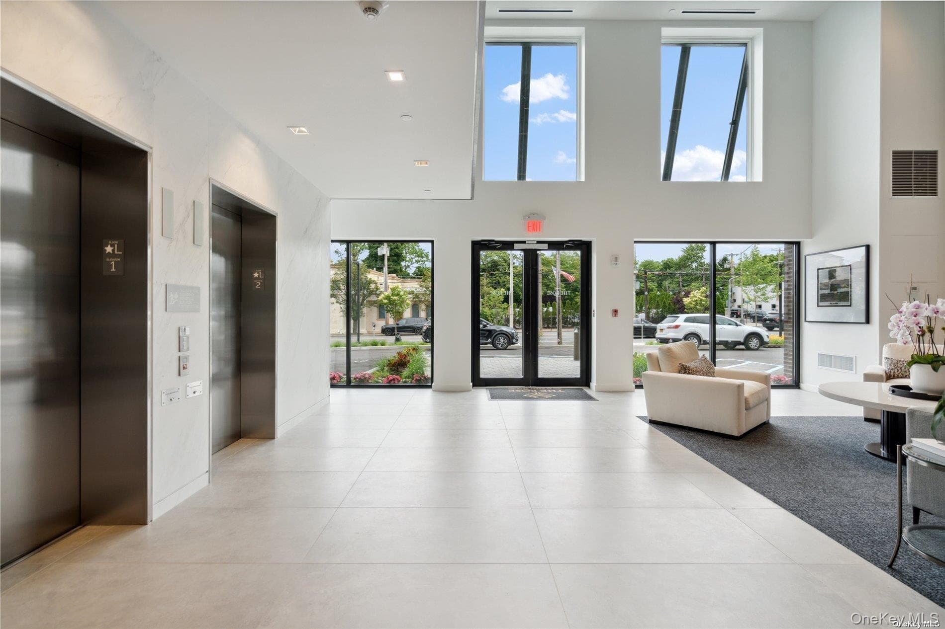 218 Middle Neck Road Unit: 102 thumbnail 6
