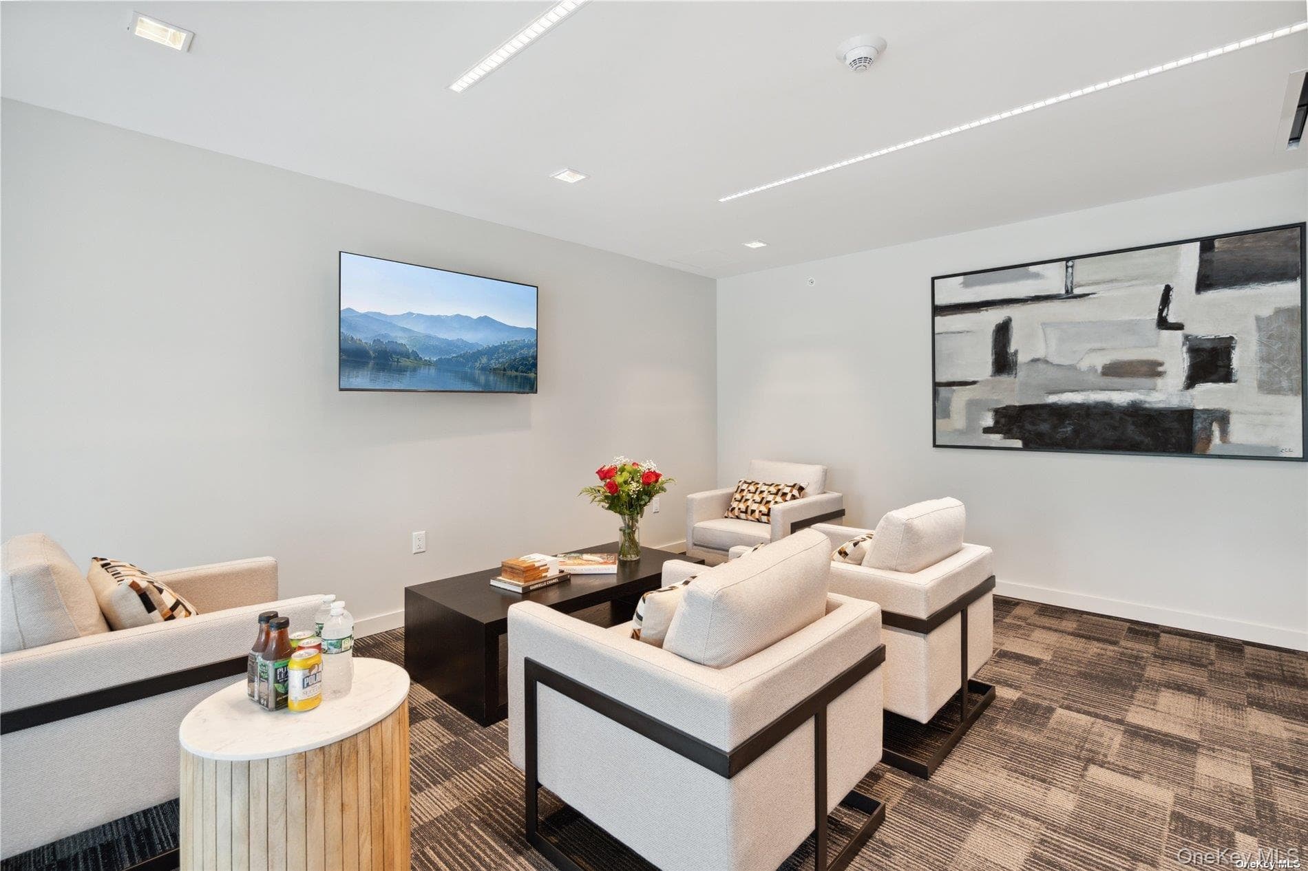 218 Middle Neck Road Unit: 102 thumbnail 18