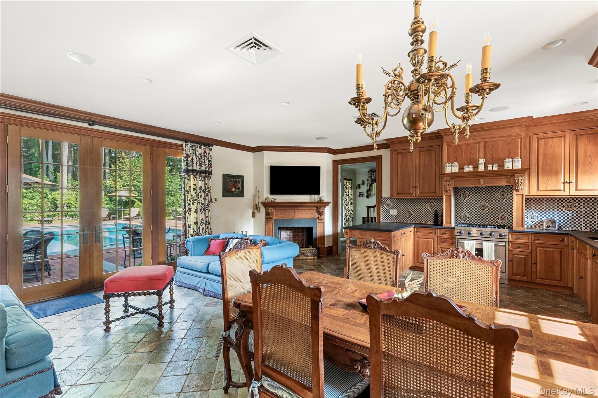 39 Chestnut Hill Drive thumbnail 42
