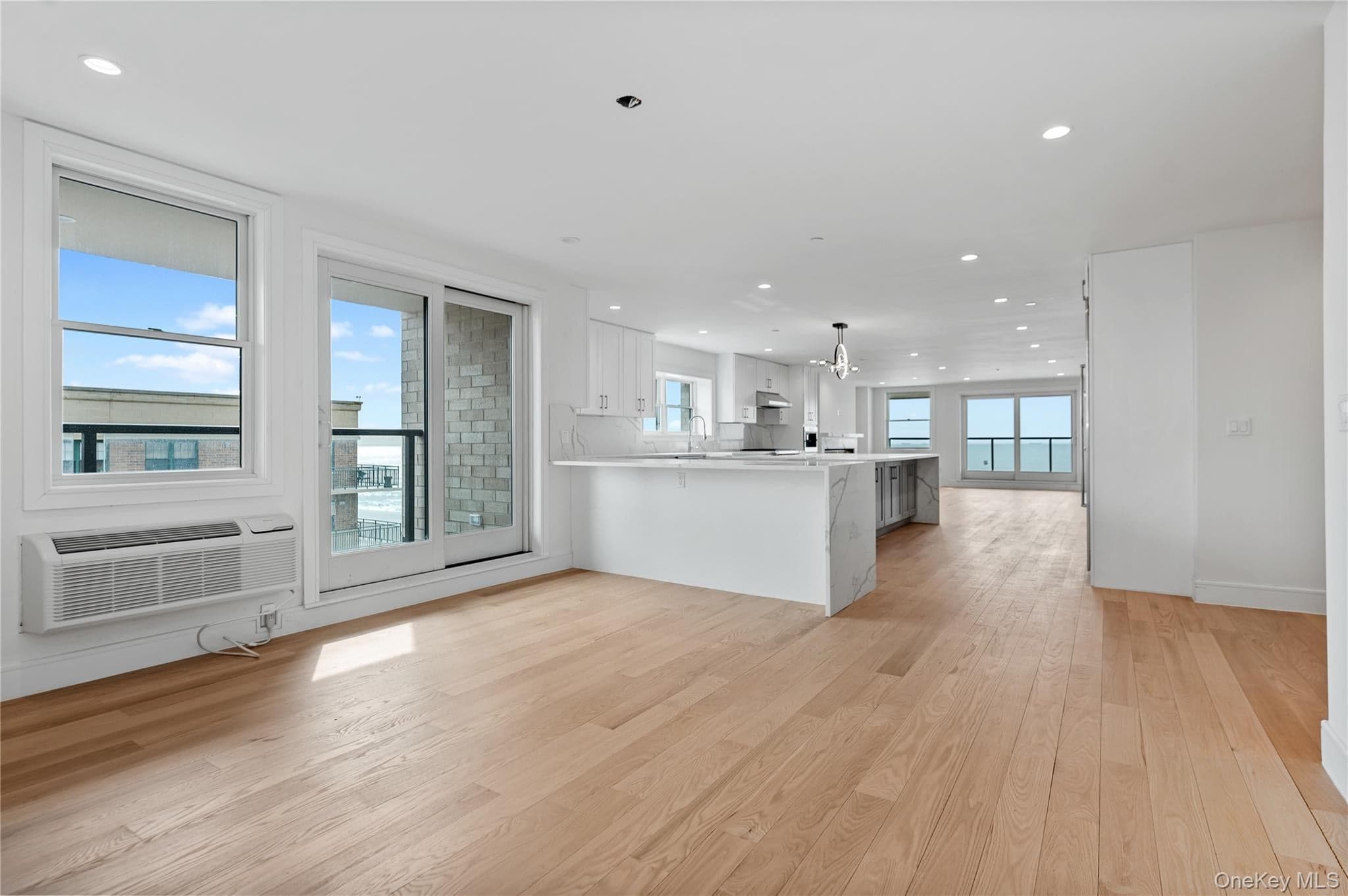 50 W Broadway Unit: 1001 thumbnail 19