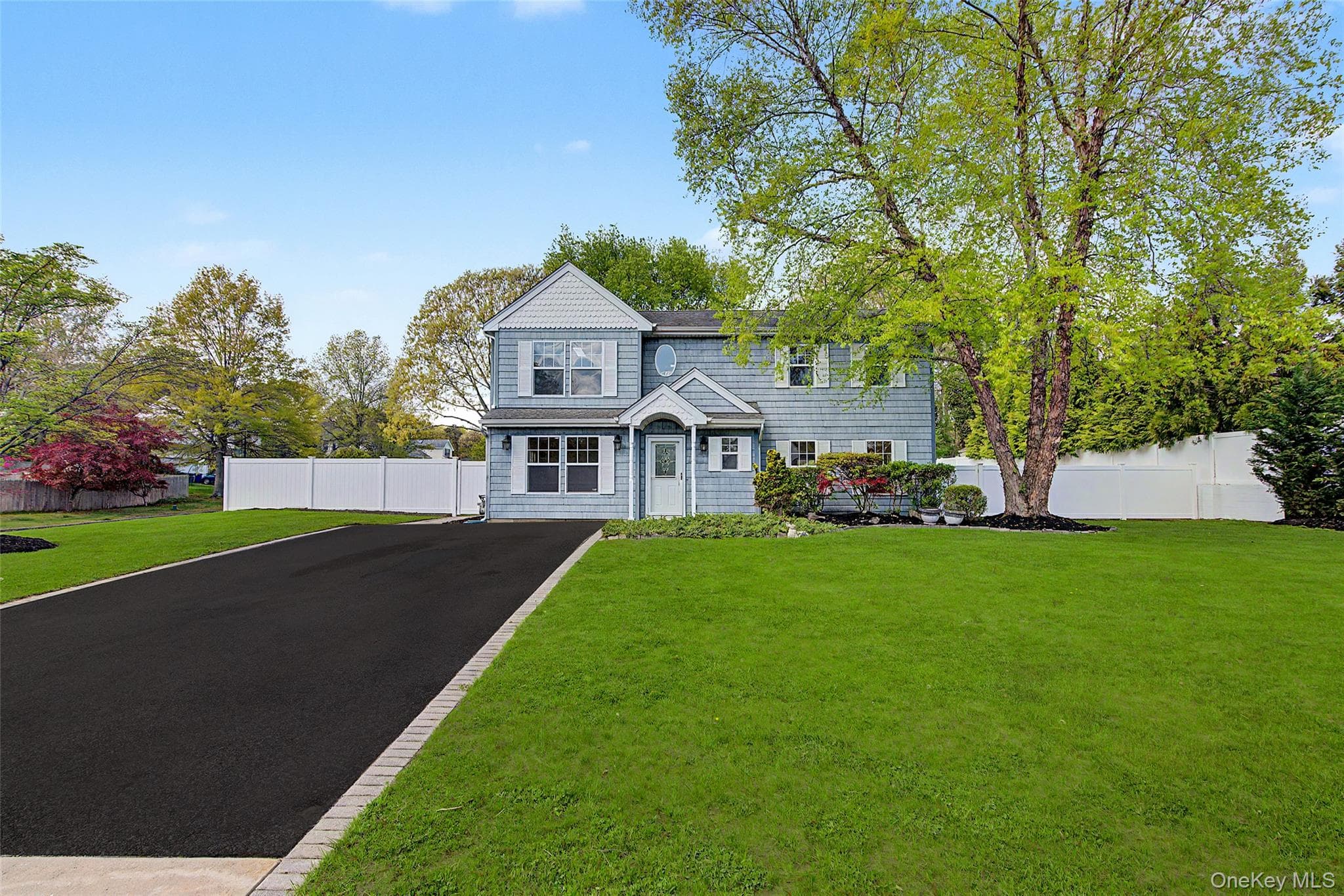 6 Lyons Lane, Coram