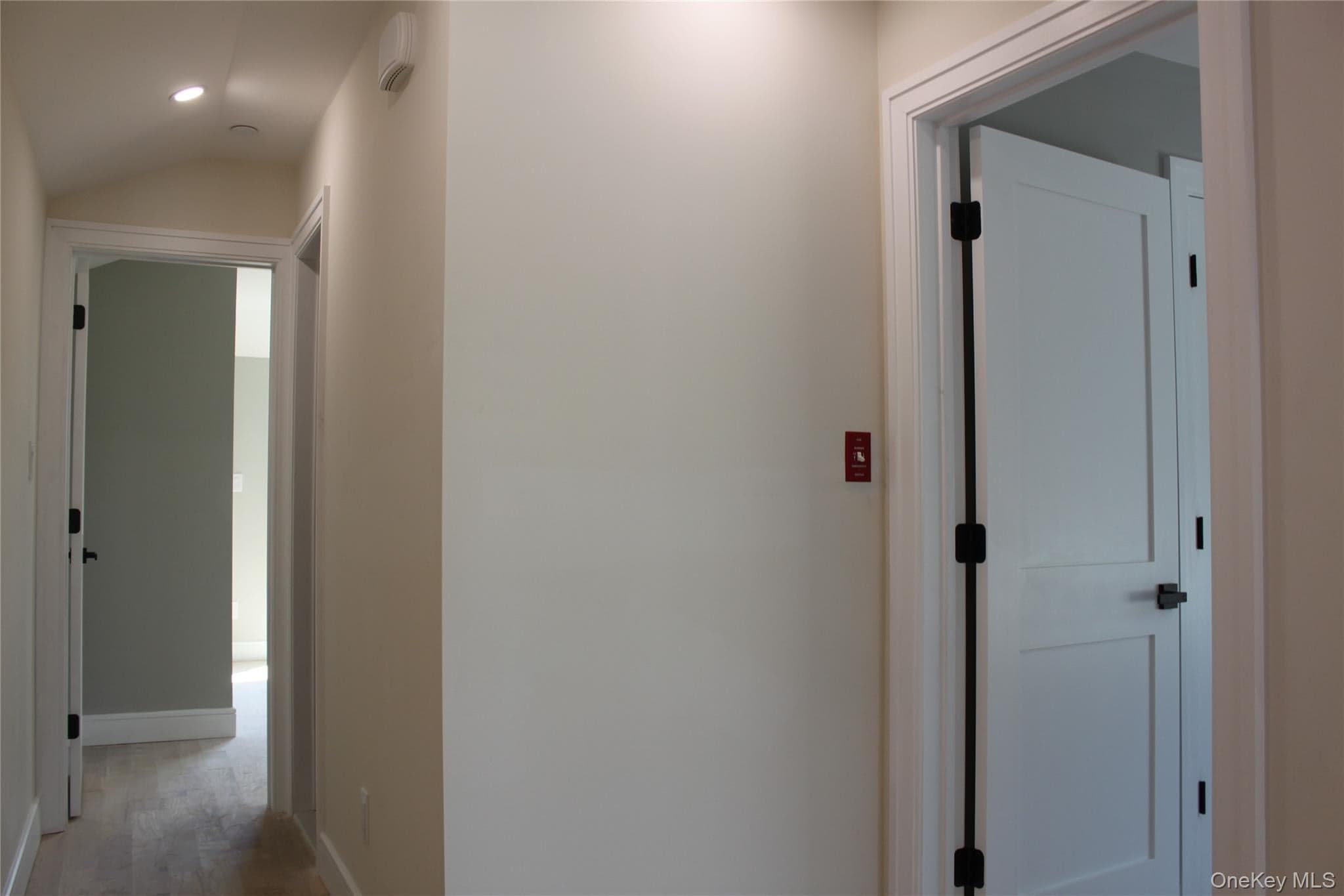 14518 106th Avenue thumbnail 39