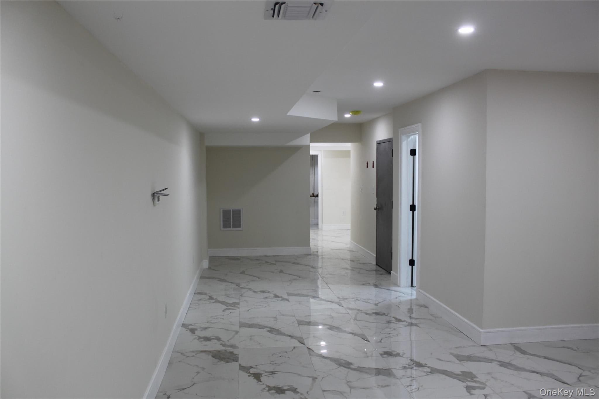 14518 106th Avenue thumbnail 23