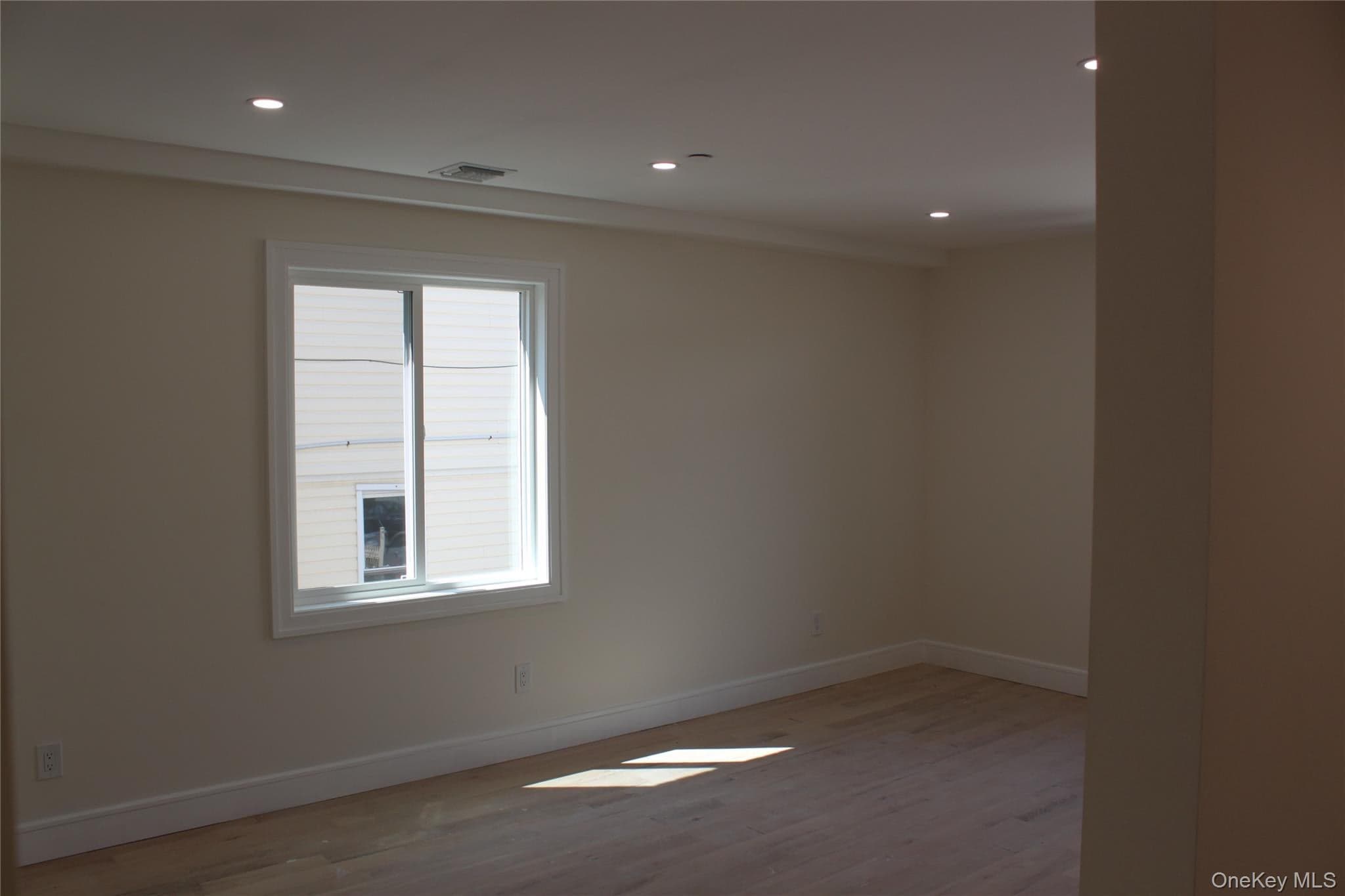 14518 106th Avenue thumbnail 32