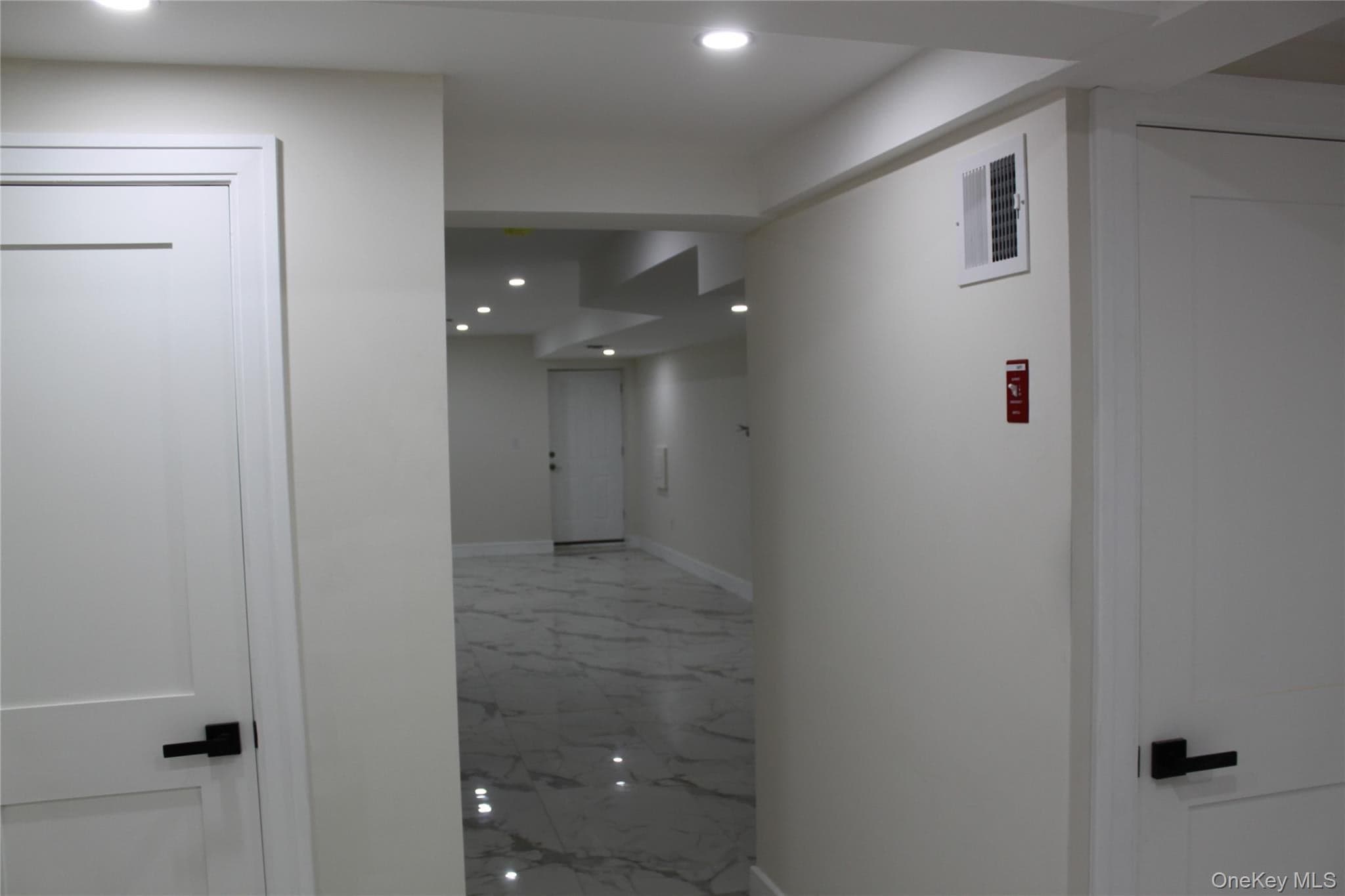 14518 106th Avenue thumbnail 19