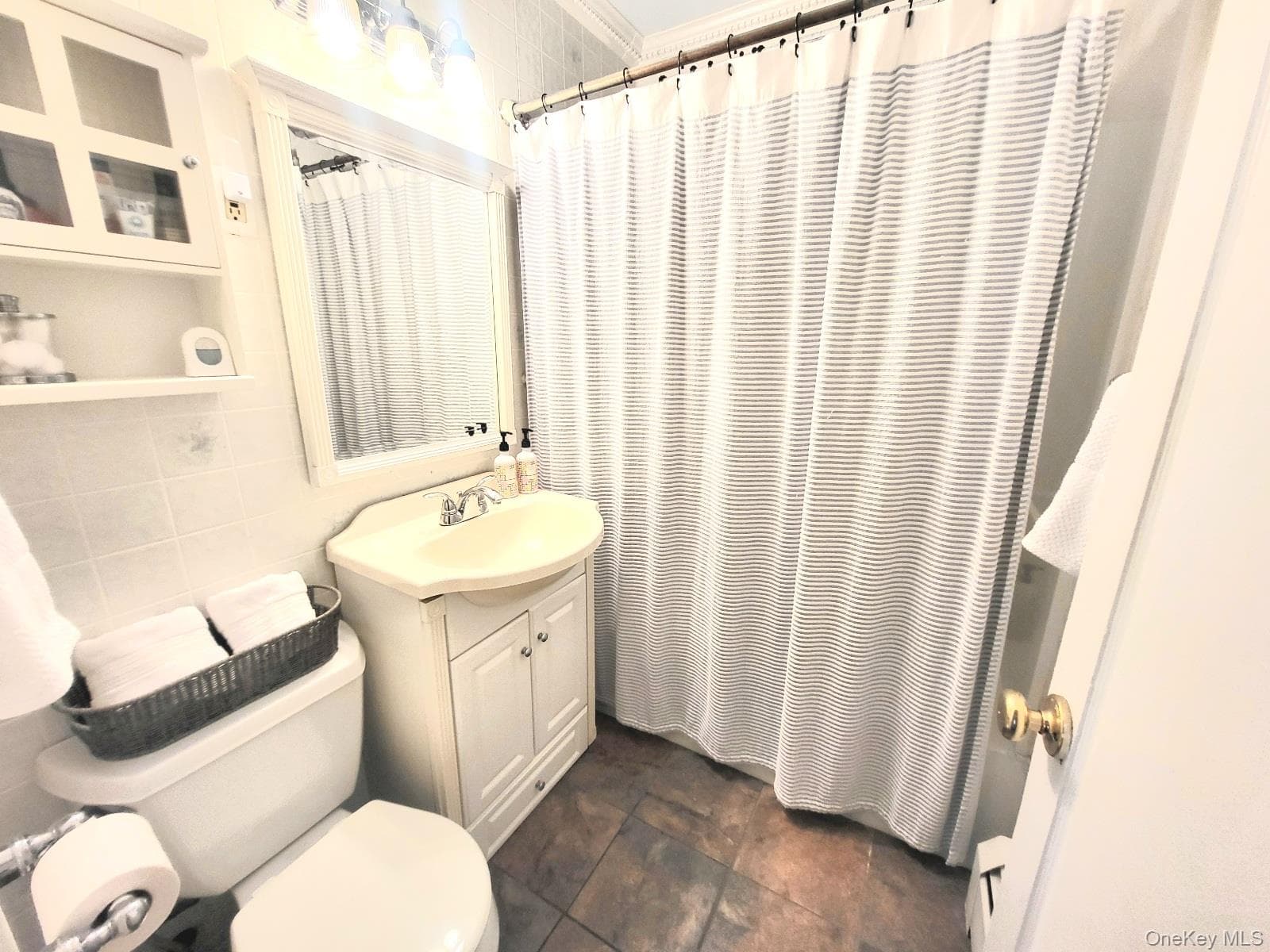 3 Vanamee Street thumbnail 37