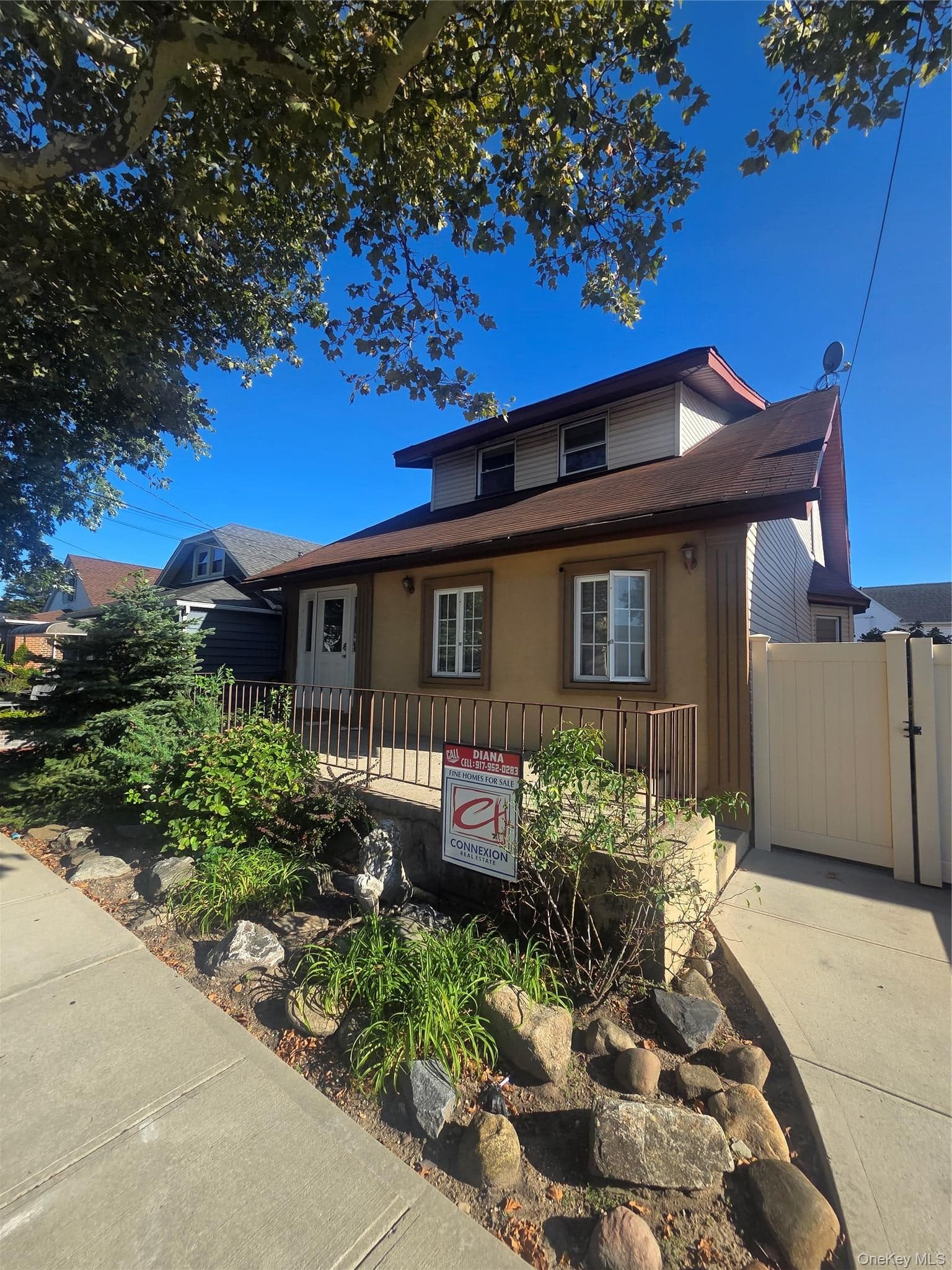 10008 157th Avenue, Howard Beach