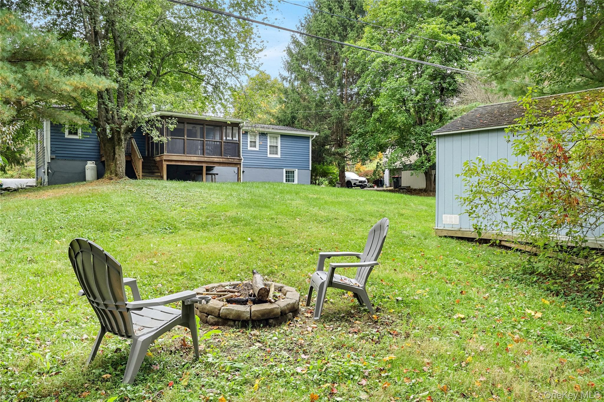 545 N Quaker Lane thumbnail 4