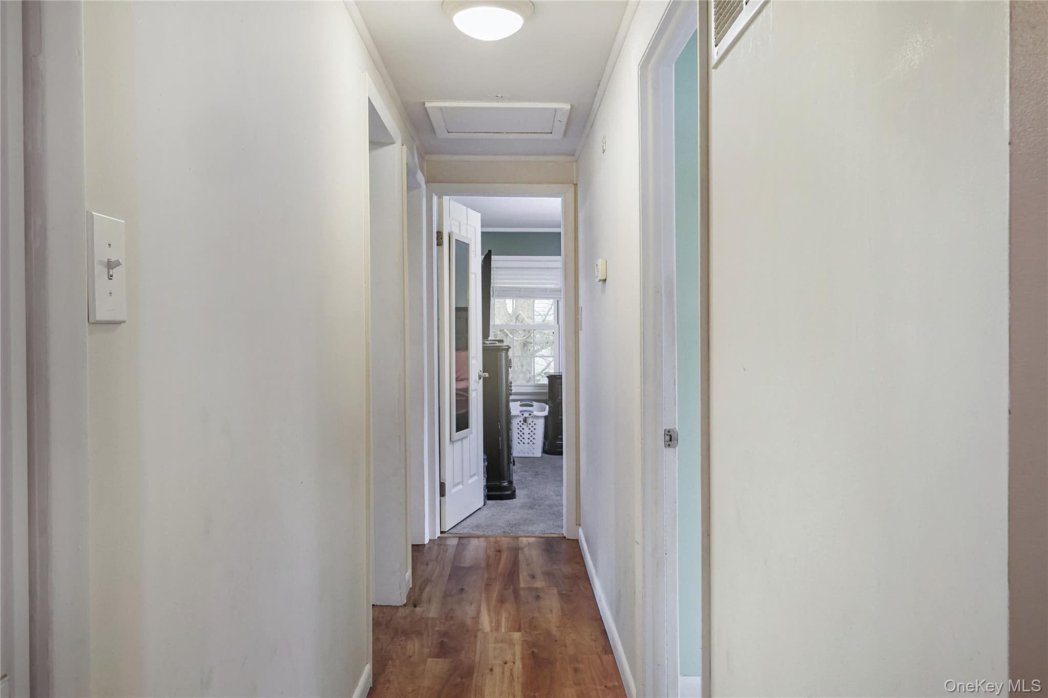 545 N Quaker Lane thumbnail 28