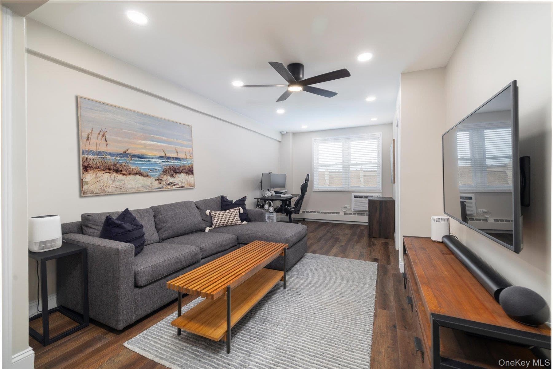 370 W Broadway Unit: 3M thumbnail 5