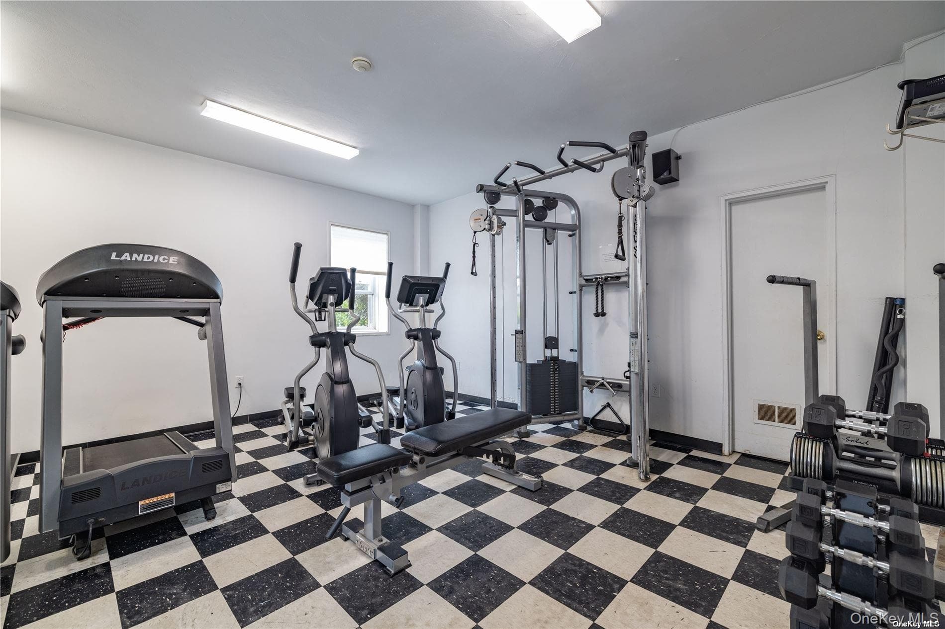 370 W Broadway Unit: 3M thumbnail 16