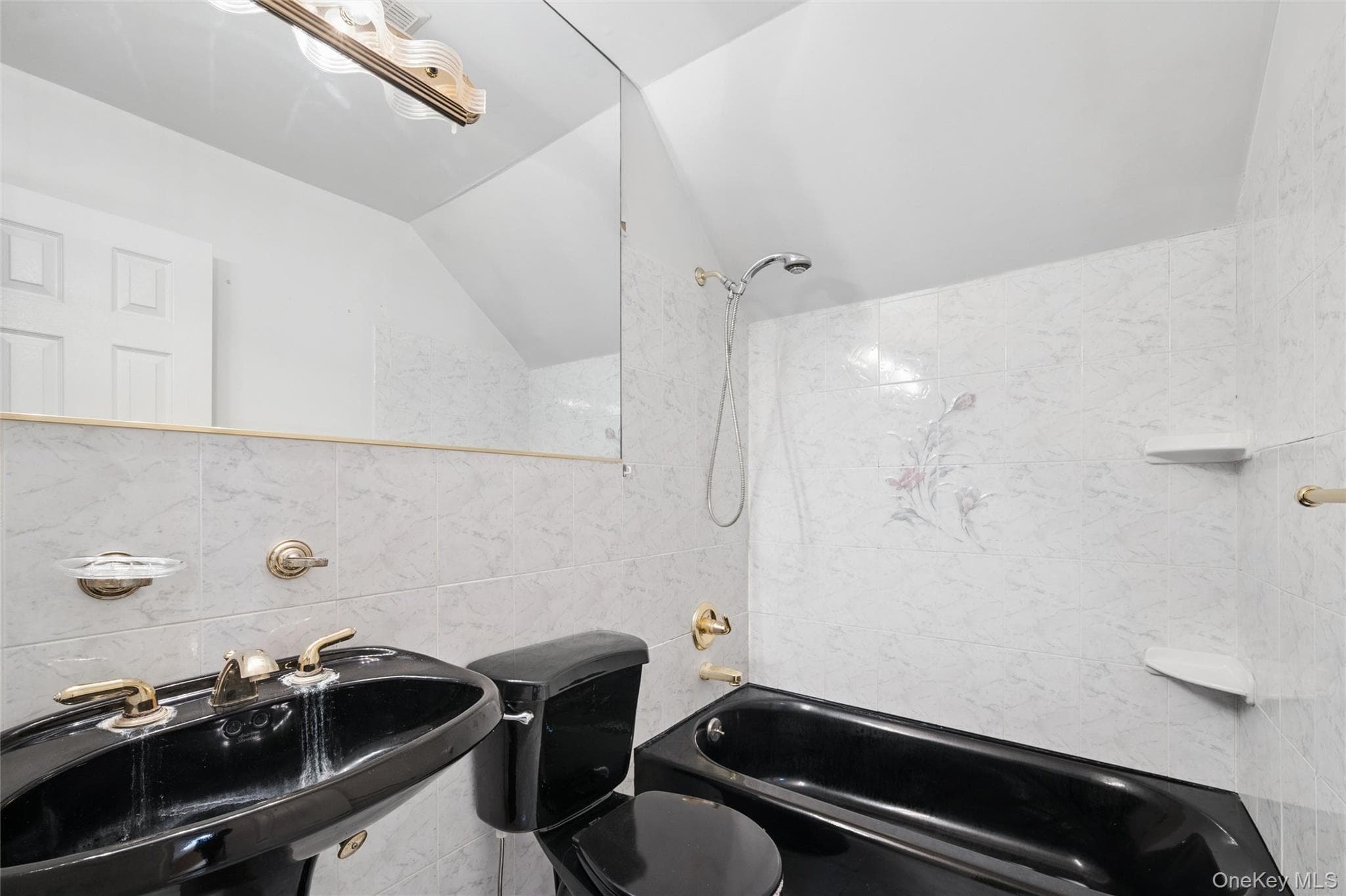 65 Morris Avenue thumbnail 25