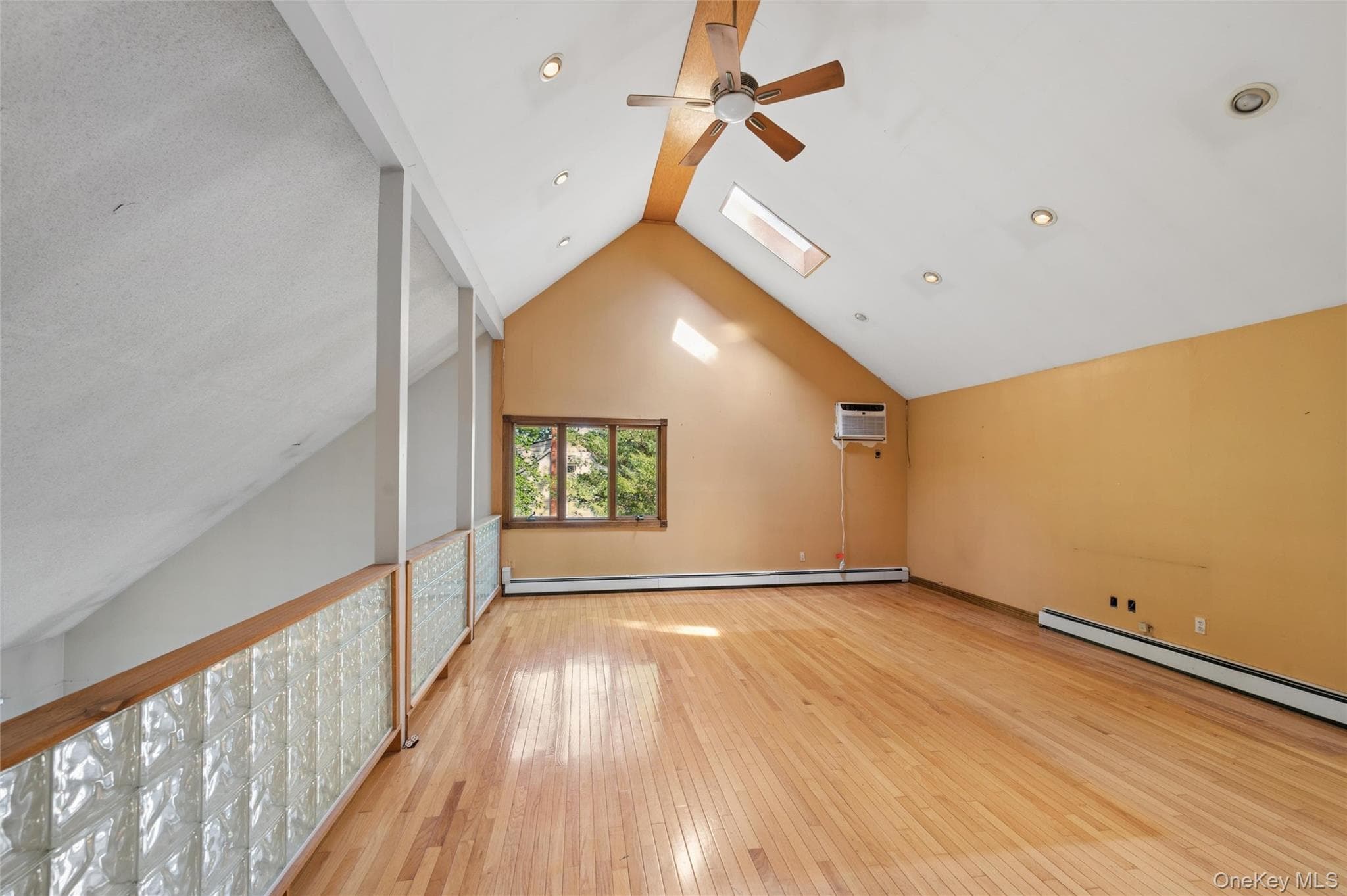 65 Morris Avenue thumbnail 20
