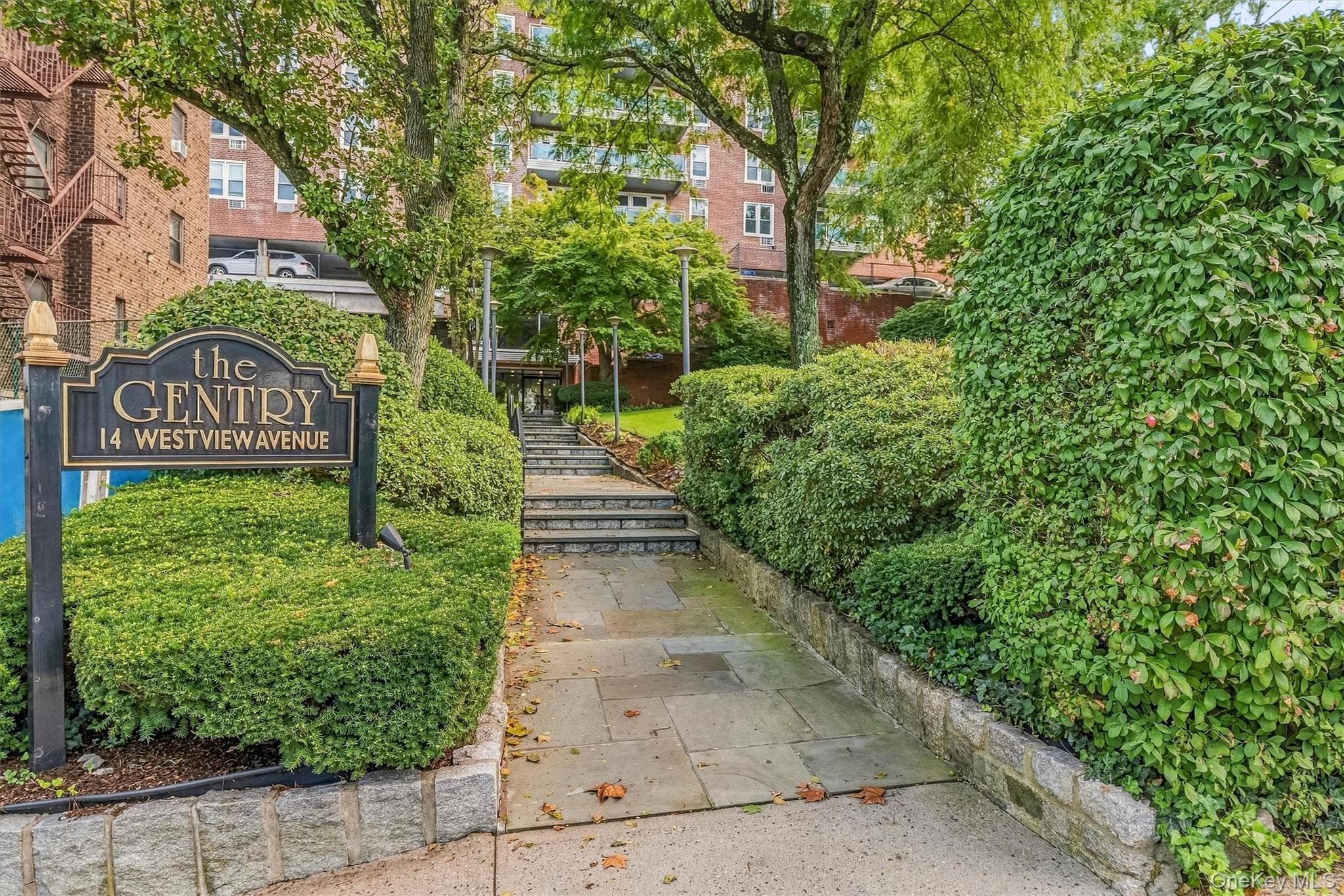 14 Westview Avenue Unit: 201 thumbnail 3