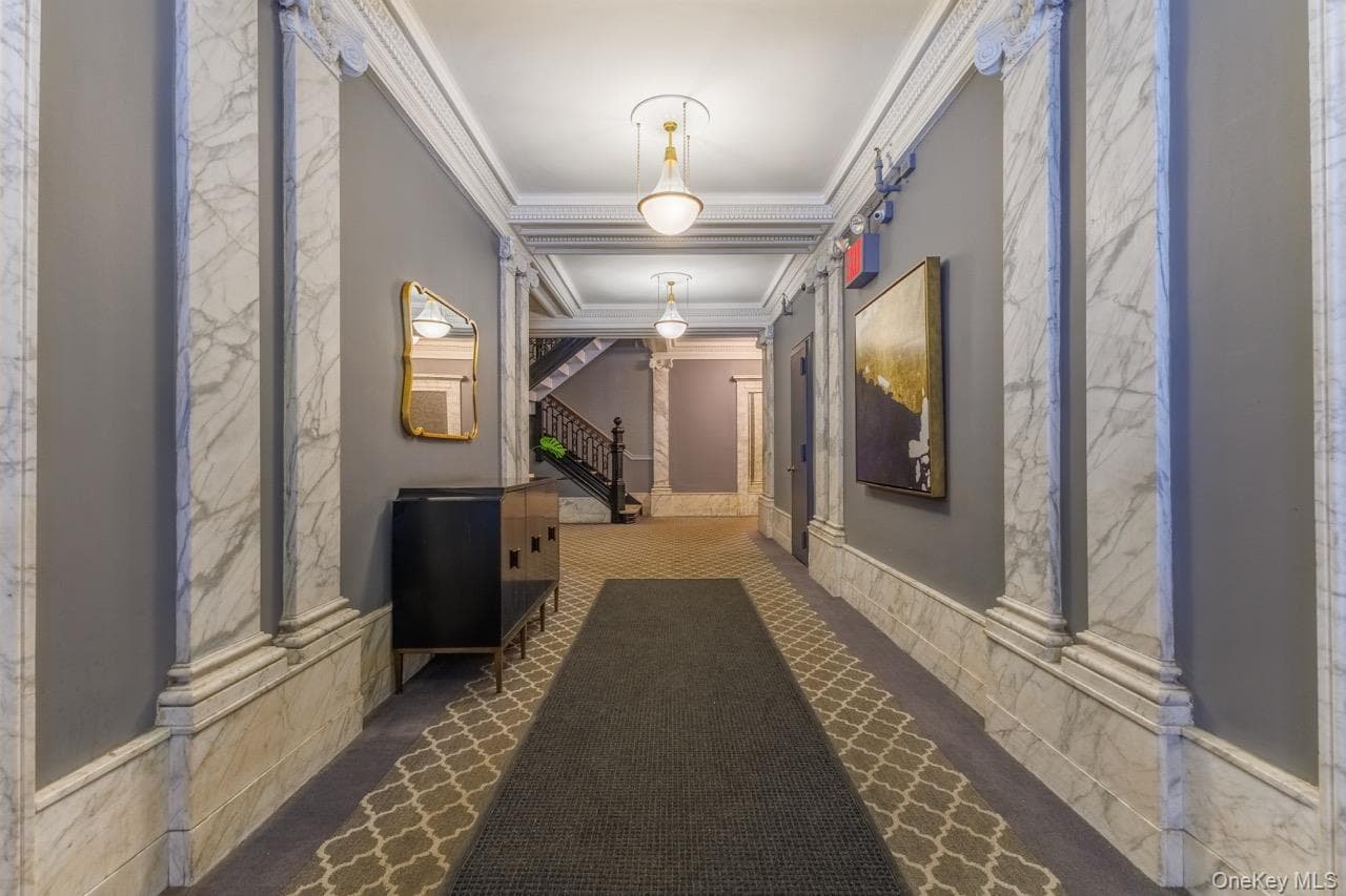 15 E 10th Street Unit: 4A thumbnail 3