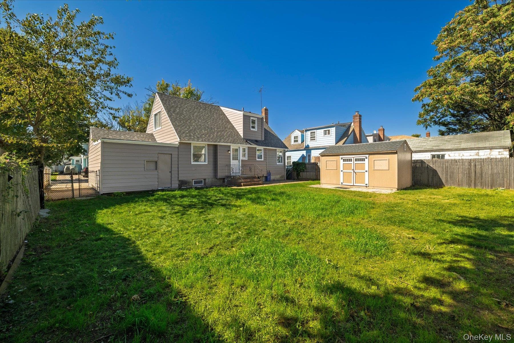 413 Greengrove Avenue thumbnail 6