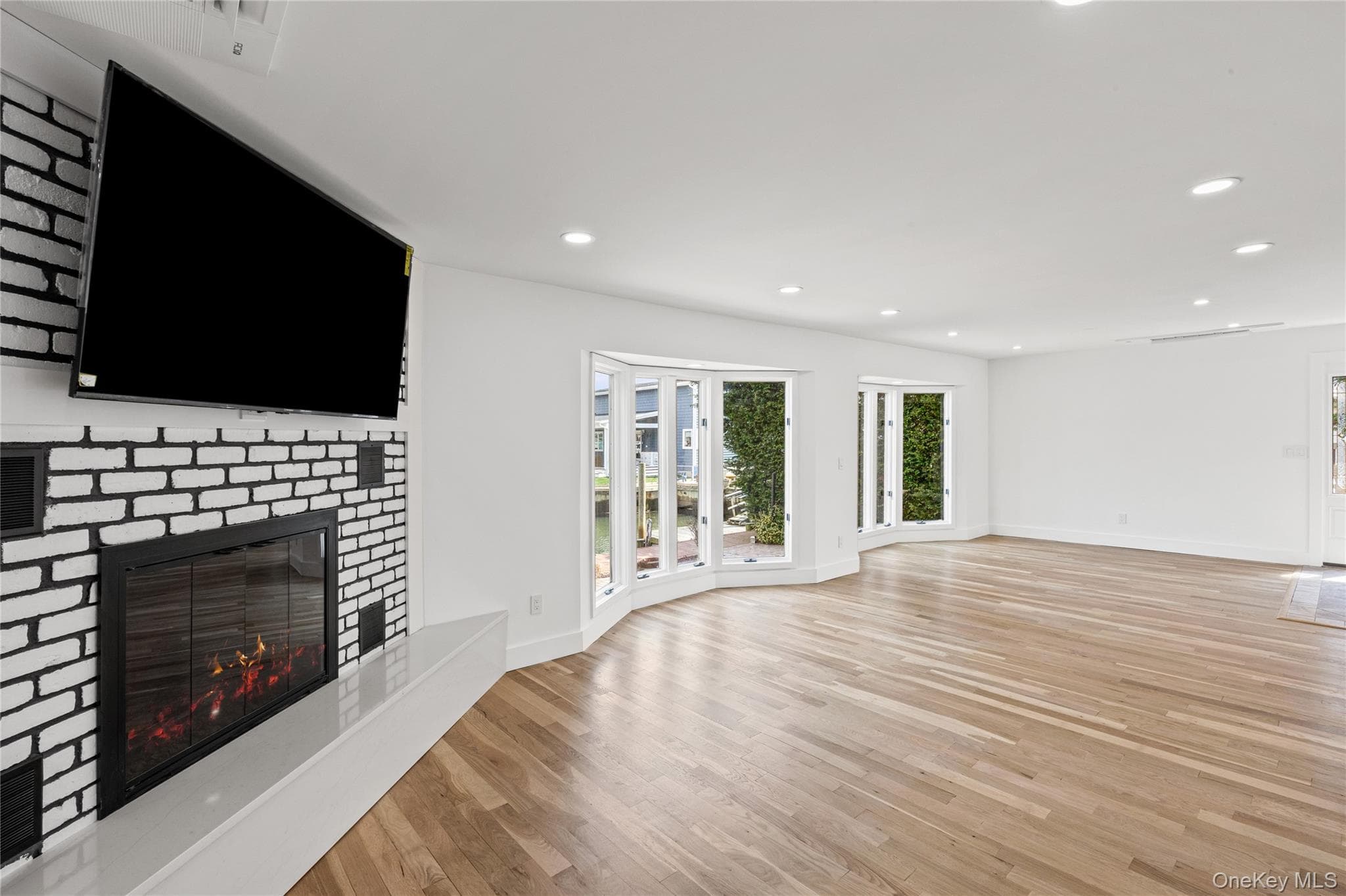 119 Alhambra Road thumbnail 5