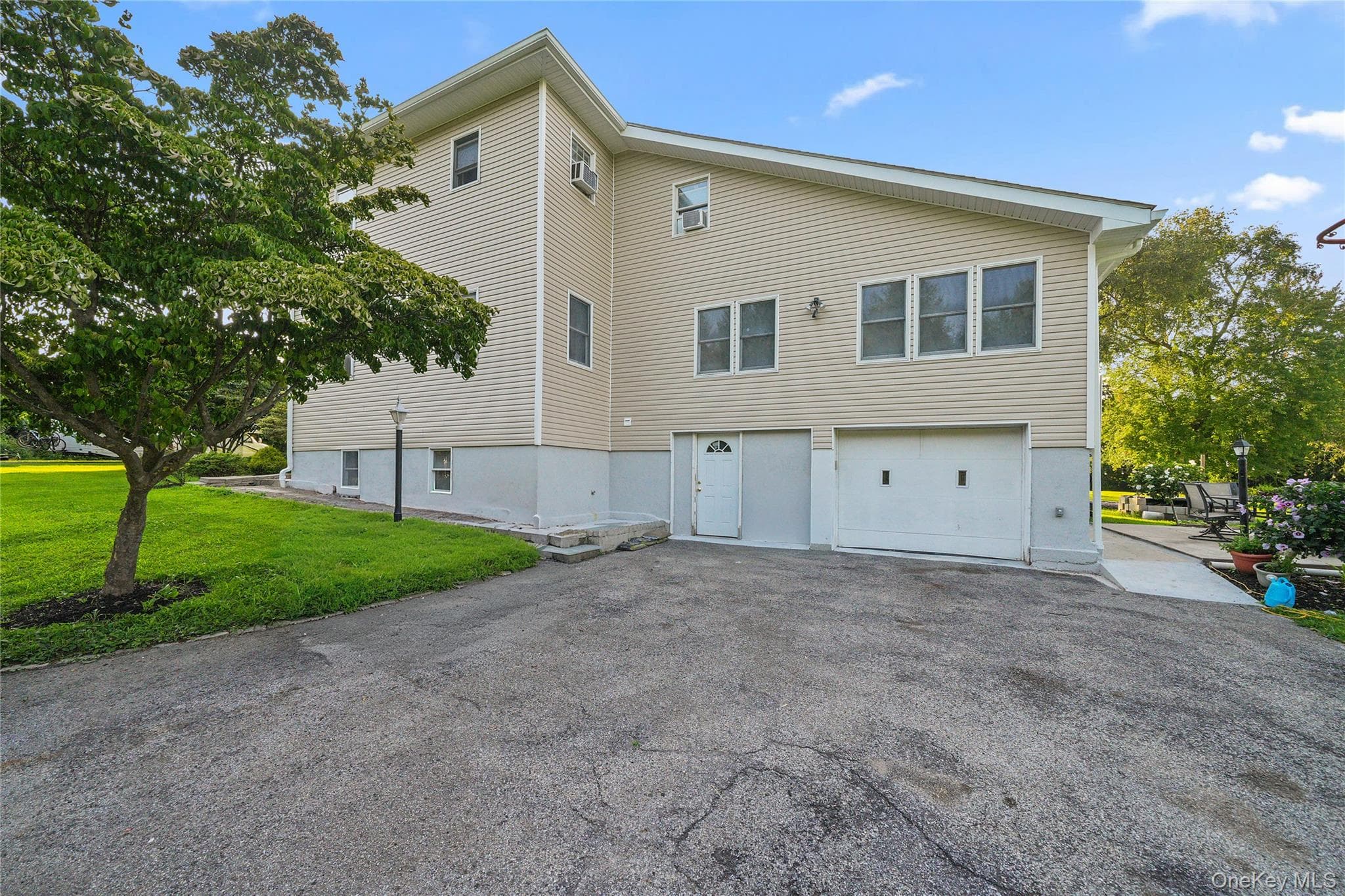 75 Sunset Drive thumbnail 33