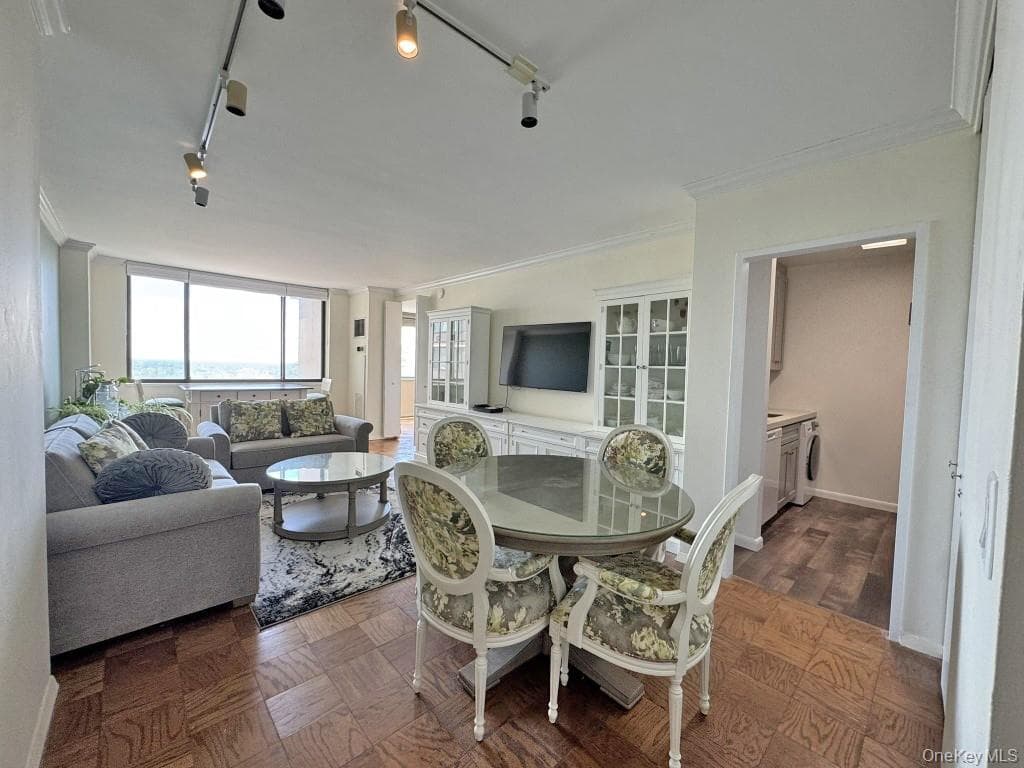 269-10 Grand Central Parkway Unit: 7X thumbnail 3