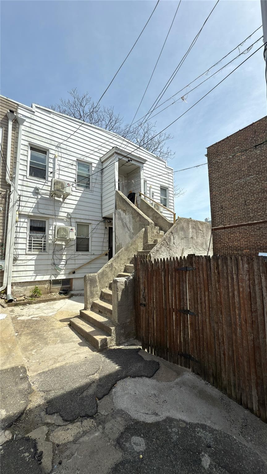 5507 103rd Street thumbnail 3