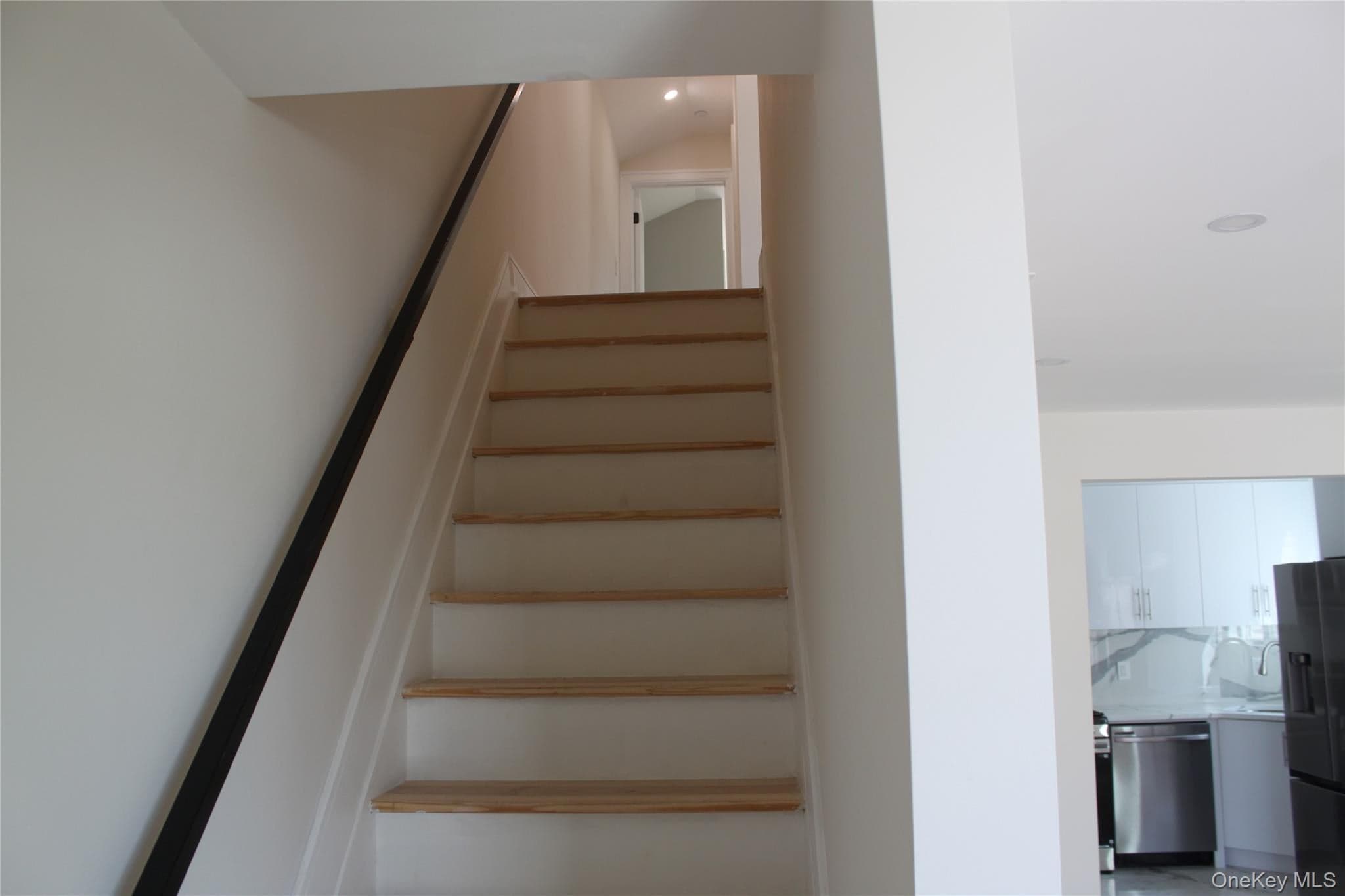 14516 106th Avenue thumbnail 38