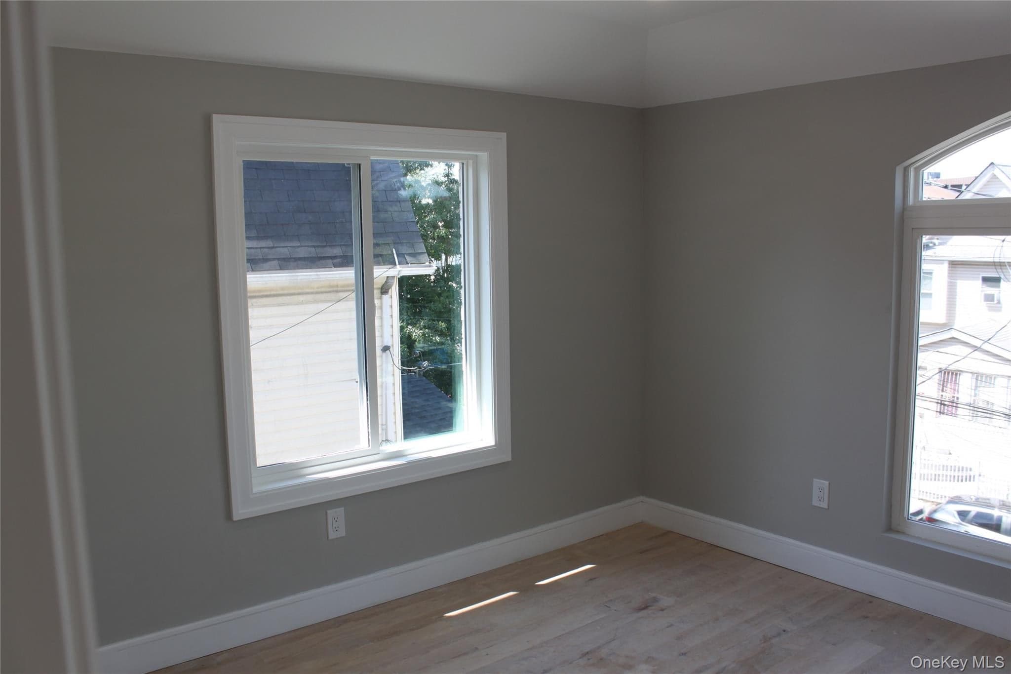 14516 106th Avenue thumbnail 43